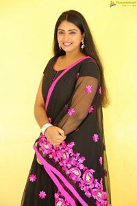 Telugu Cinema Actress Poorni