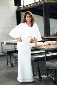 Model Tanya Desai