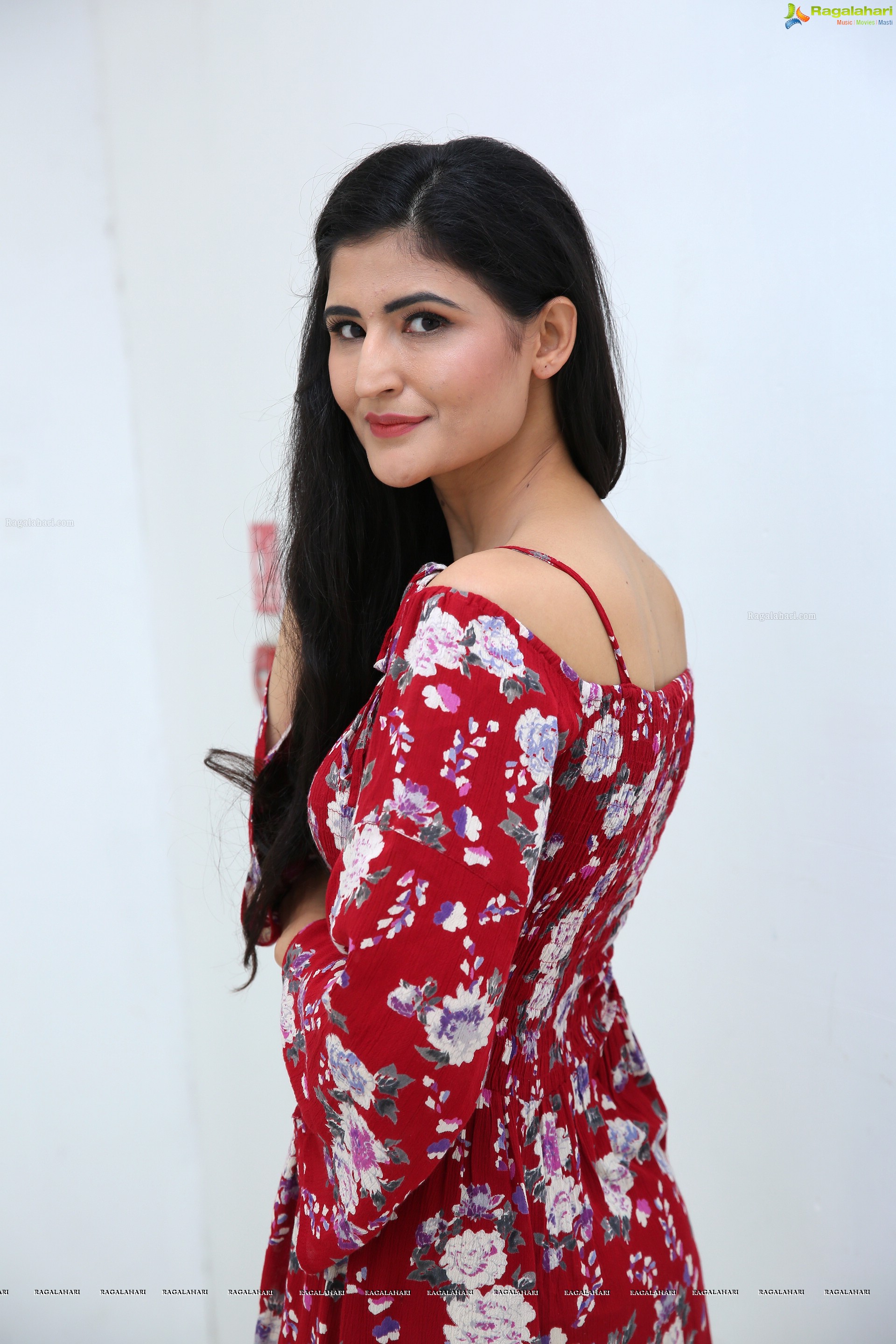 Shruti Jolly @ Big Bazaar GEN NXT Fashion Show - HD Gallery