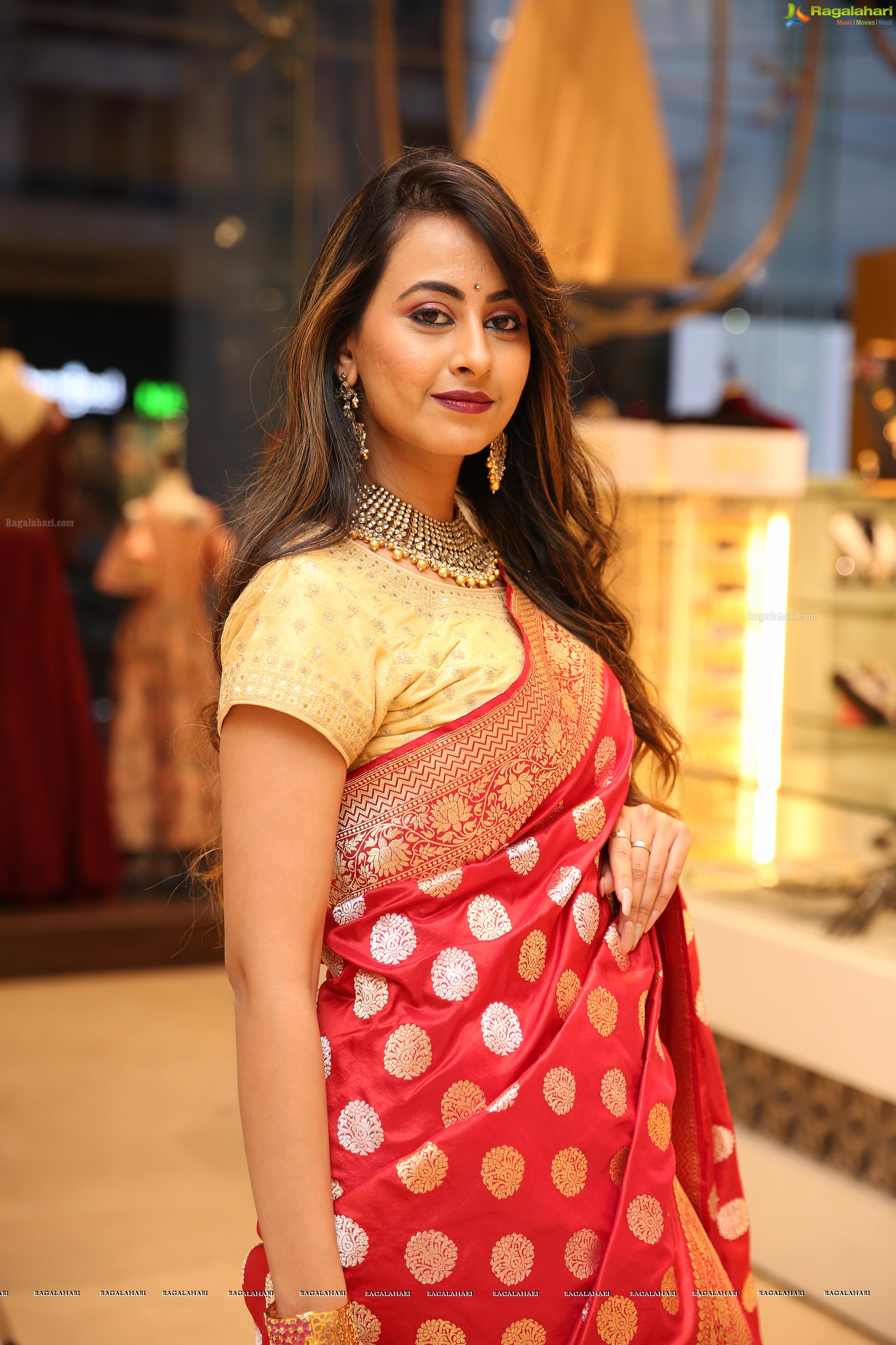 Ameeksha Pawar @ Neeru’s Emporio Latest Collection 2018 Launch - HD Gallery