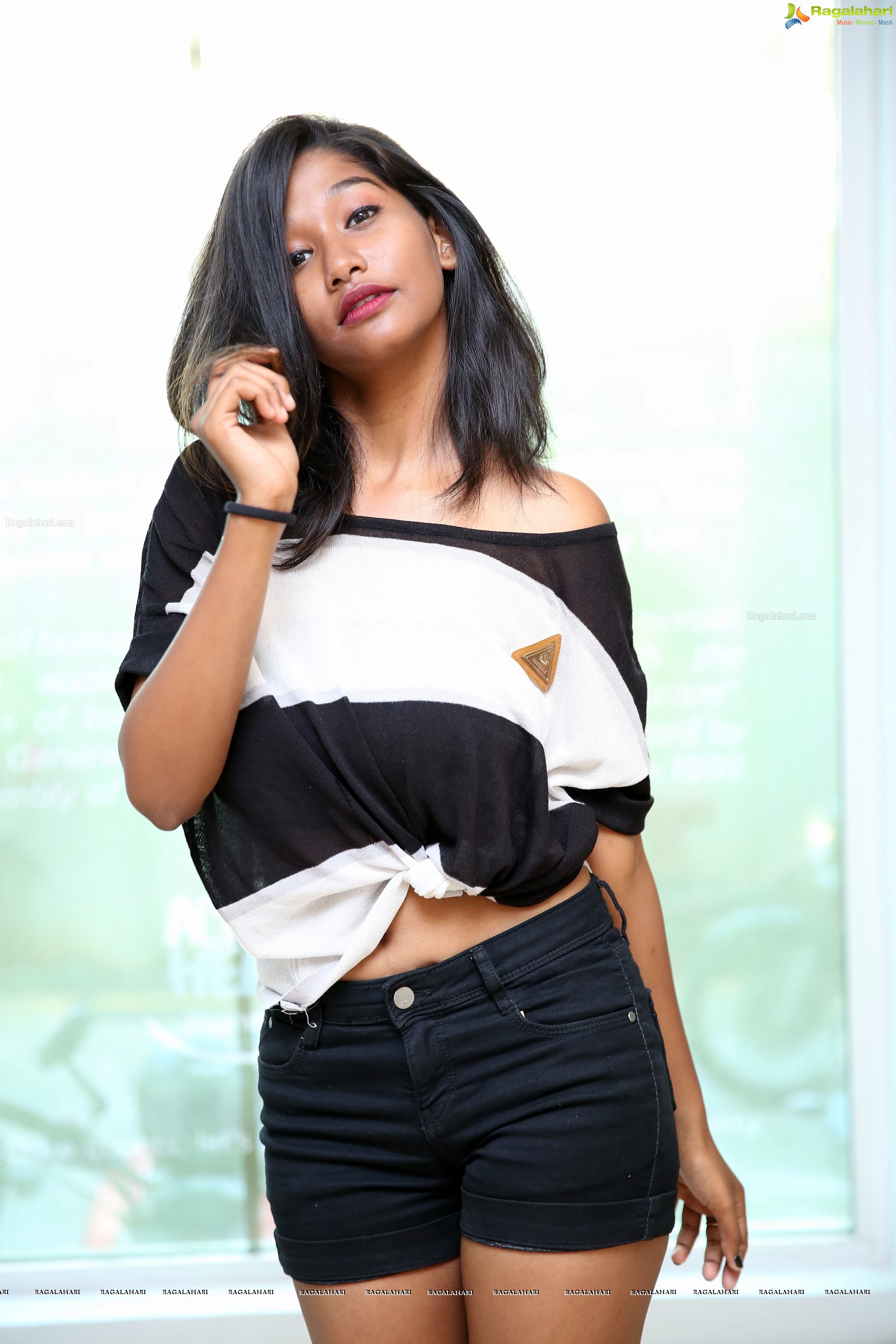 Ankitha @ Mr and Miss Iconic India - HD Gallery