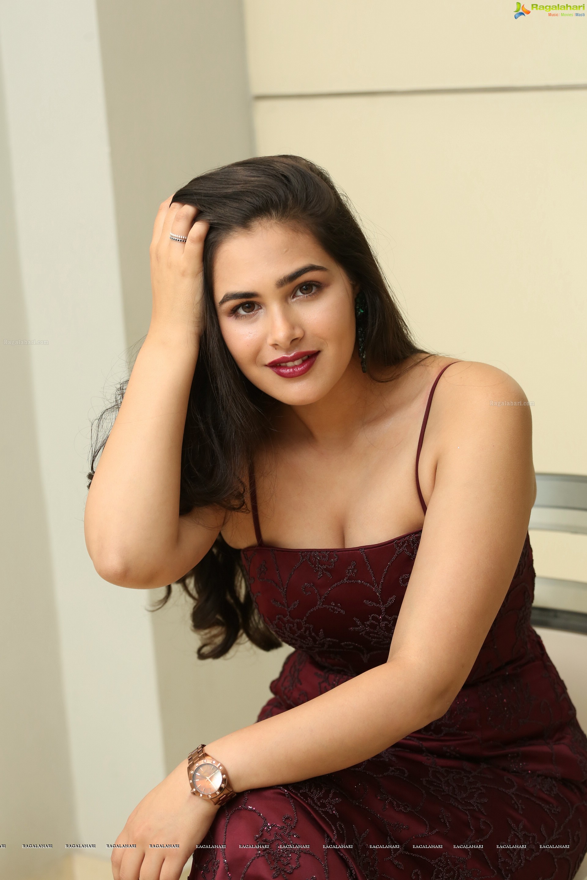 Divi Prasanna @ Hawaa Trailer Launch - HD Gallery