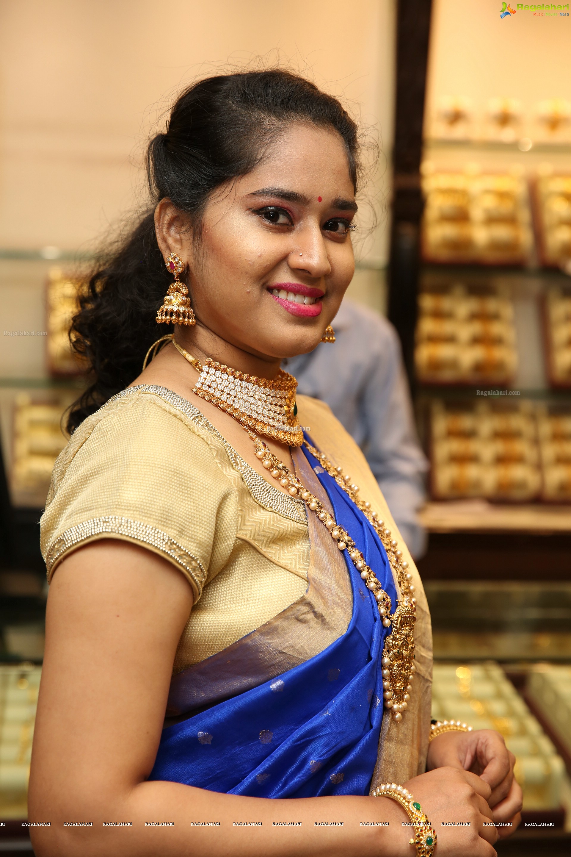 Indrani Chakicherla @ Manepally Jewellers Dhantera's Festive Collection Launch - HD Gallery