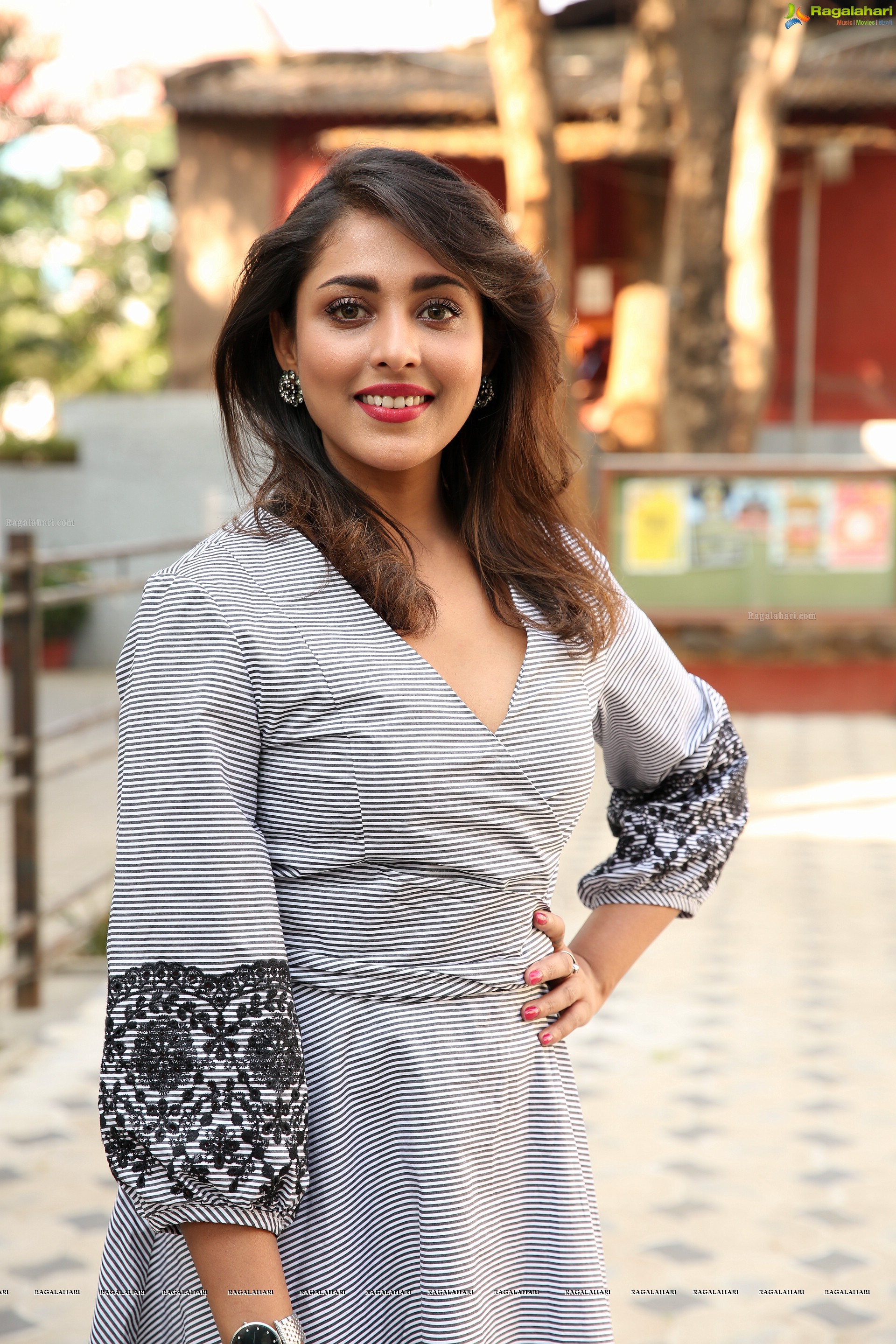 Madhu Shalini @ Asia’s biggest New Year Bash 2019 Poster Launch  - HD Gallery