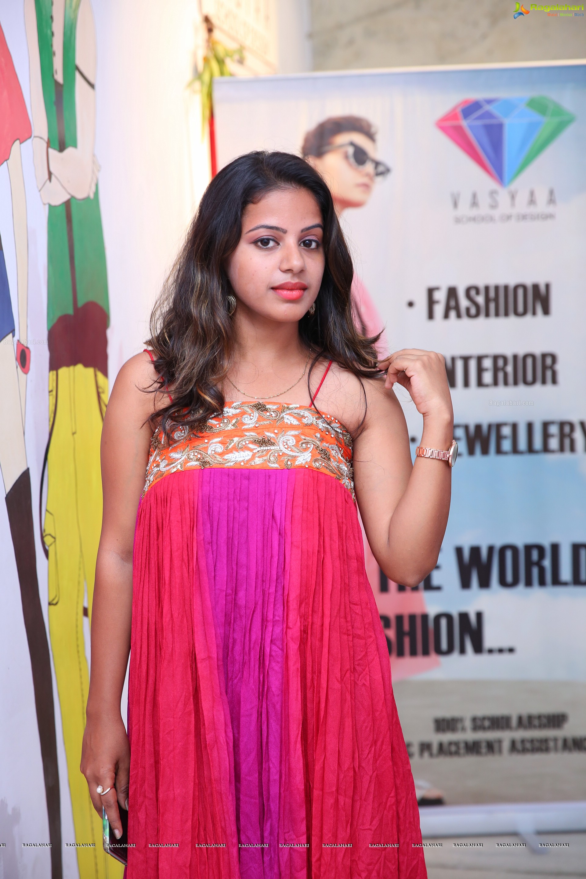 Mounika Kalapala @ Vasyaa Genesis Fashion Show Curtain Raiser   - HD Gallery