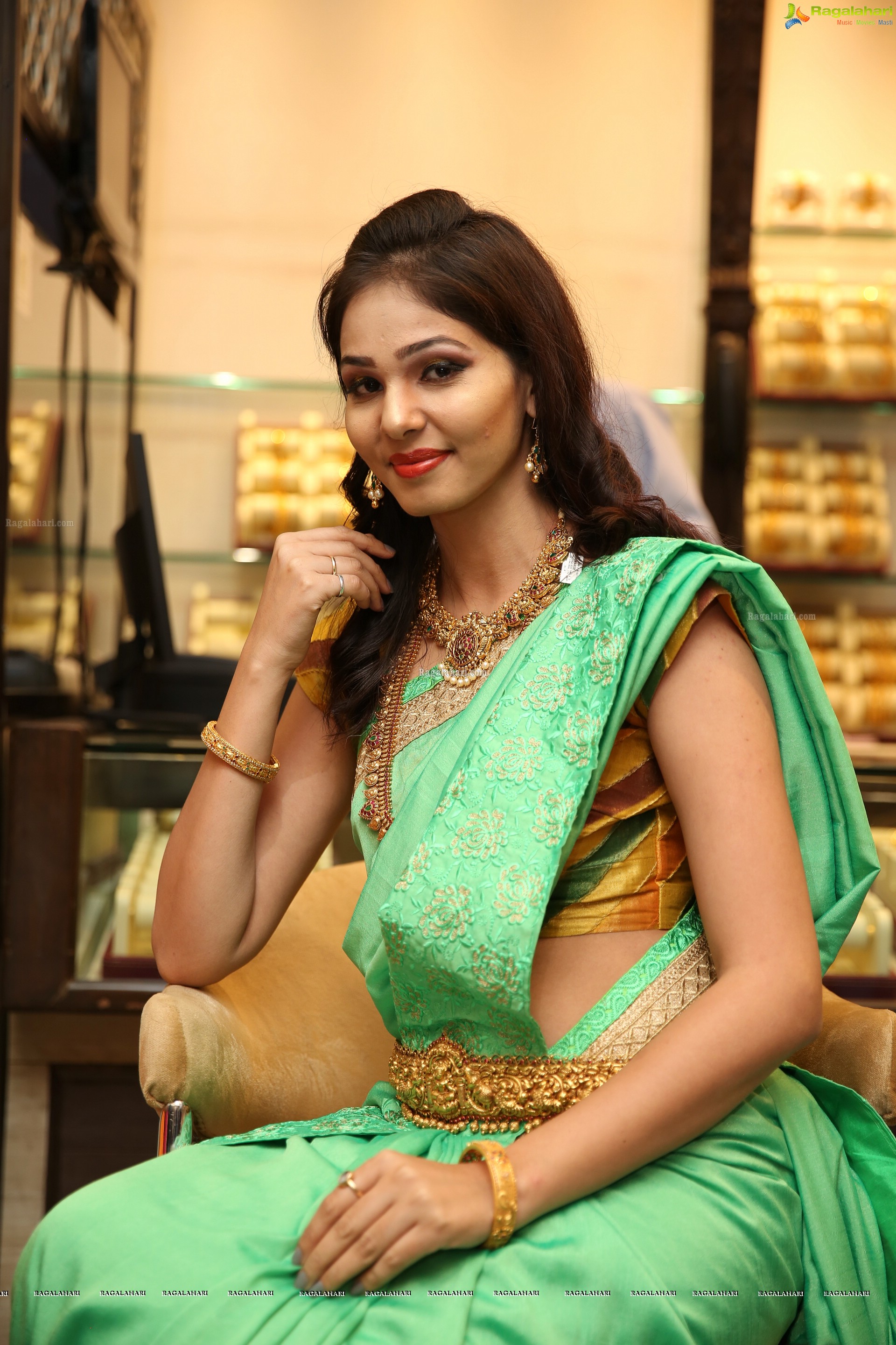 Nikita Dadhich @ Manepally Jewellers Dhantera's Festive Collection Launch - HD Gallery