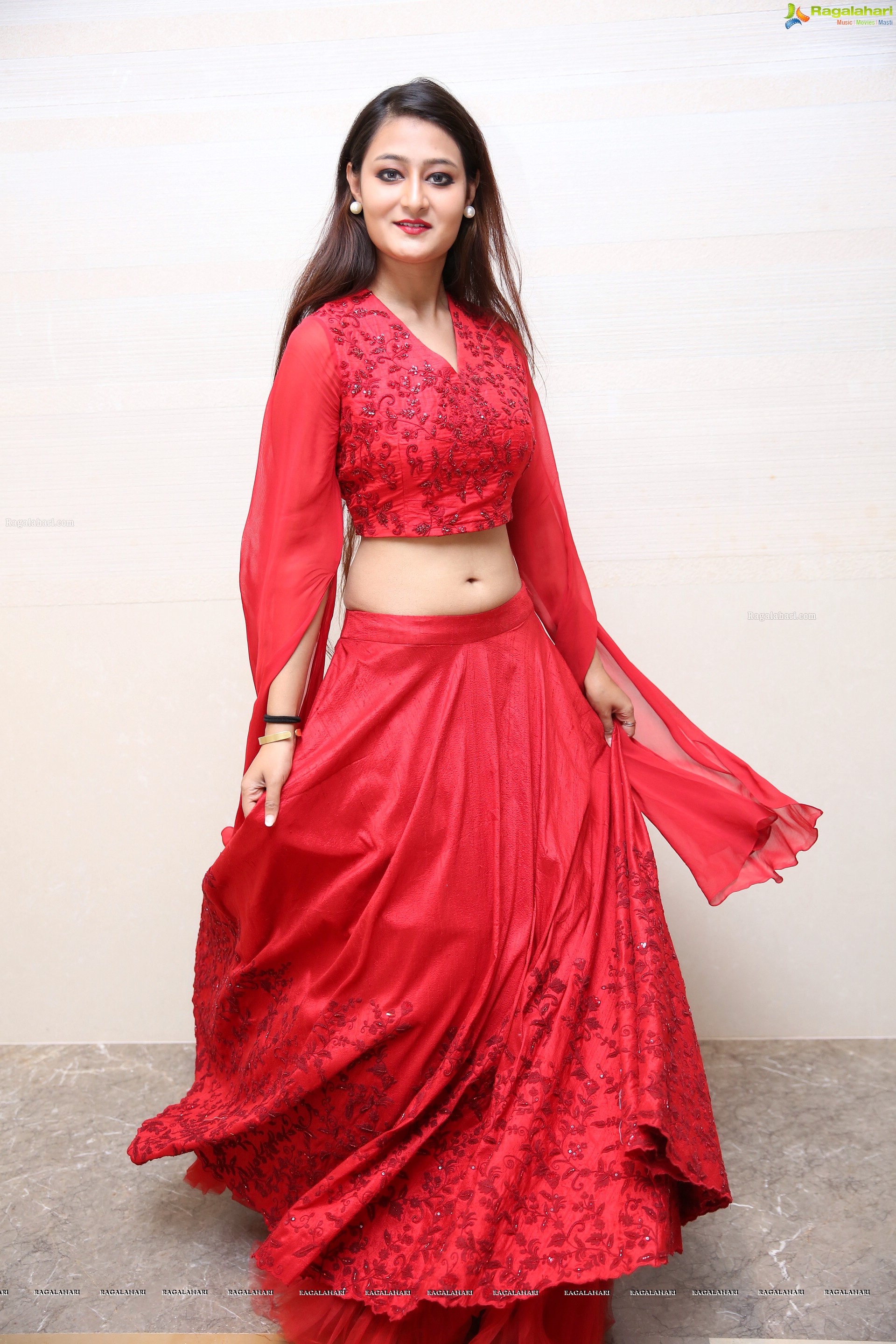 Nilofer Haidry @ Sutraa Wedding Exhibition Logo Launch & Fashion Show - HD Gallery