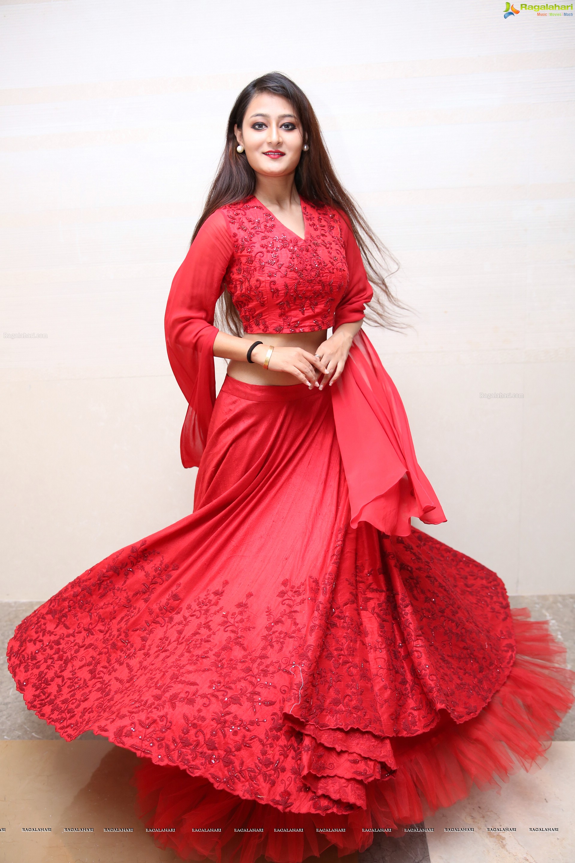 Nilofer Haidry @ Sutraa Wedding Exhibition Logo Launch & Fashion Show - HD Gallery