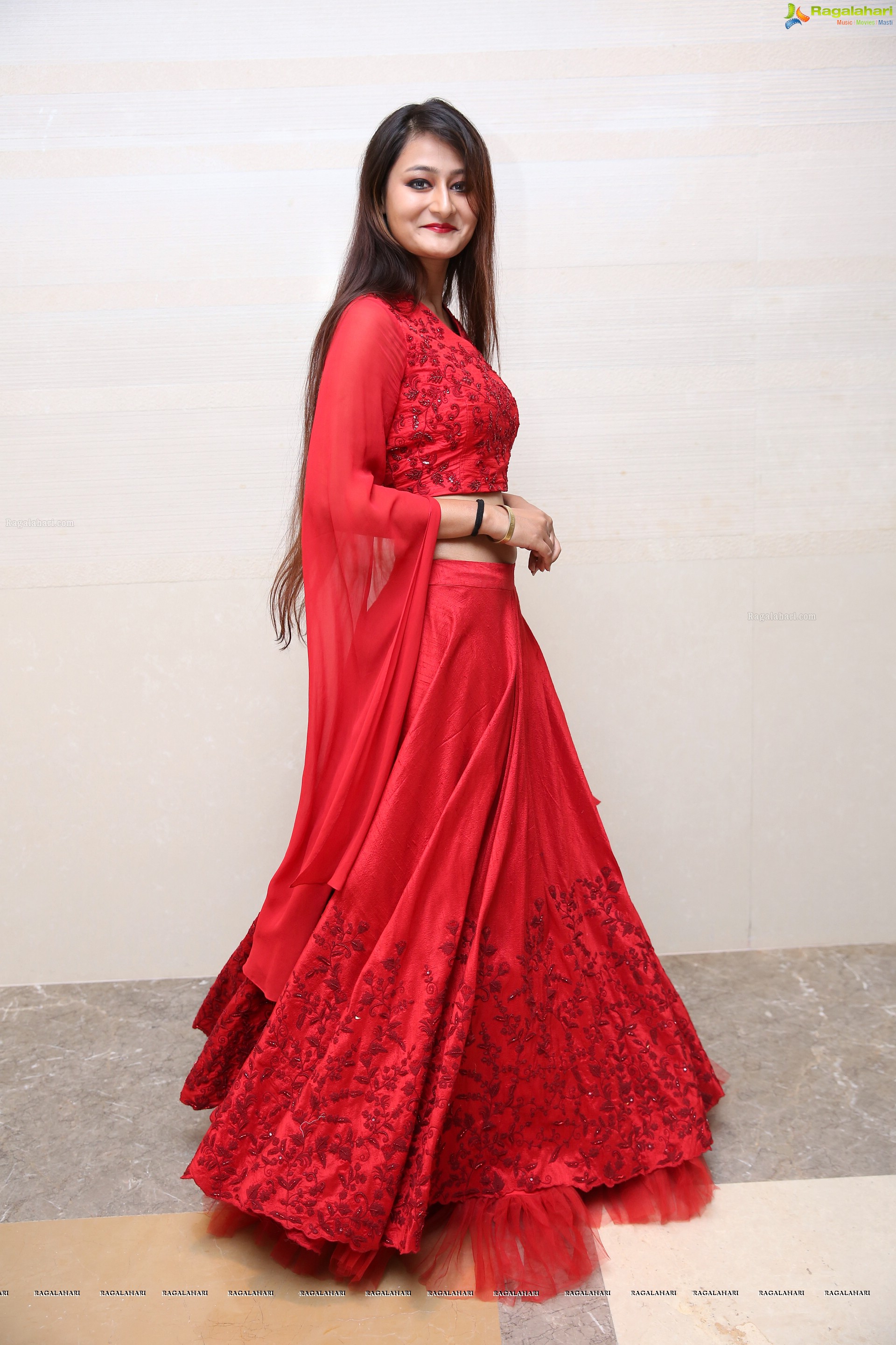 Nilofer Haidry @ Sutraa Wedding Exhibition Logo Launch & Fashion Show - HD Gallery