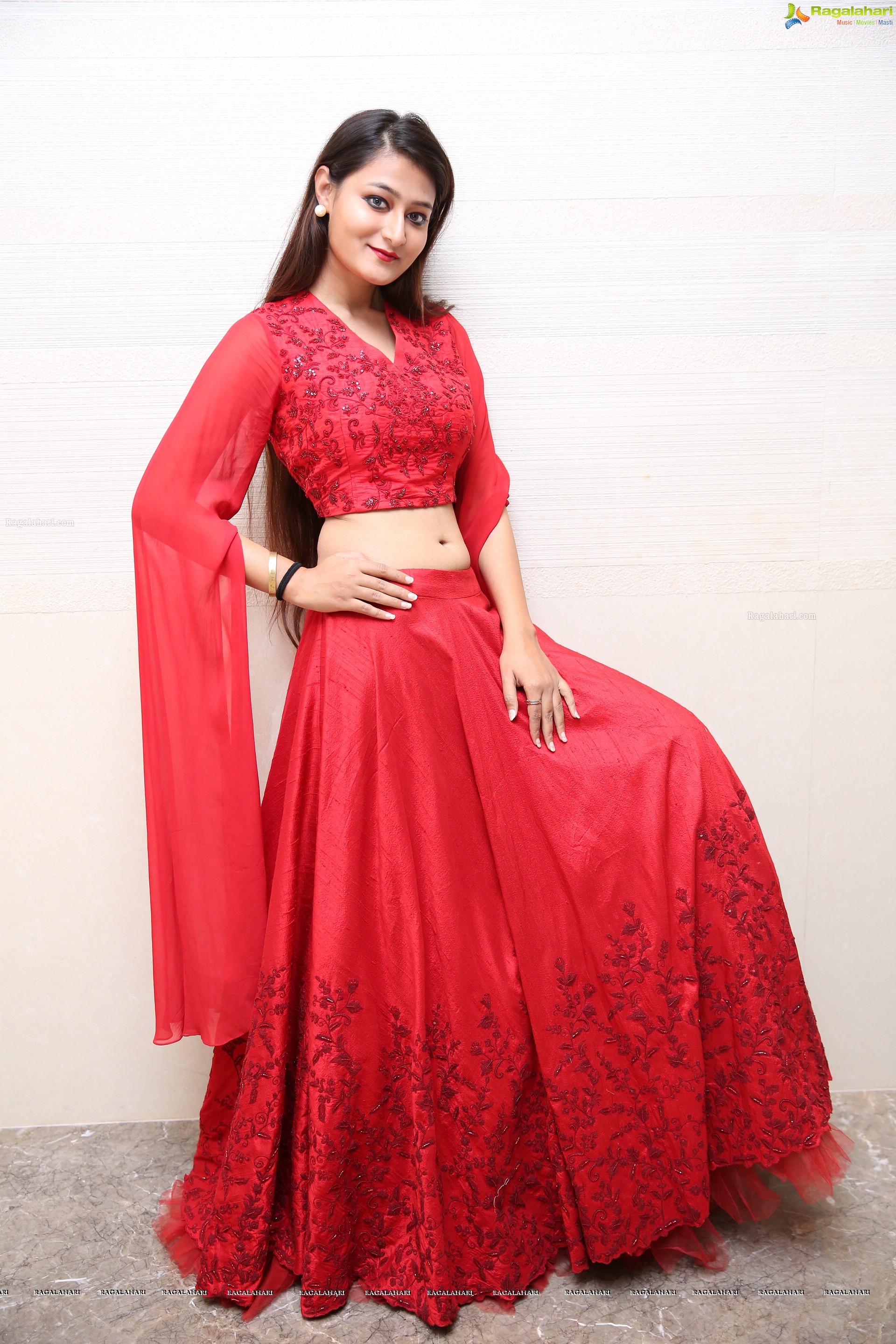 Nilofer Haidry @ Sutraa Wedding Exhibition Logo Launch & Fashion Show - HD Gallery