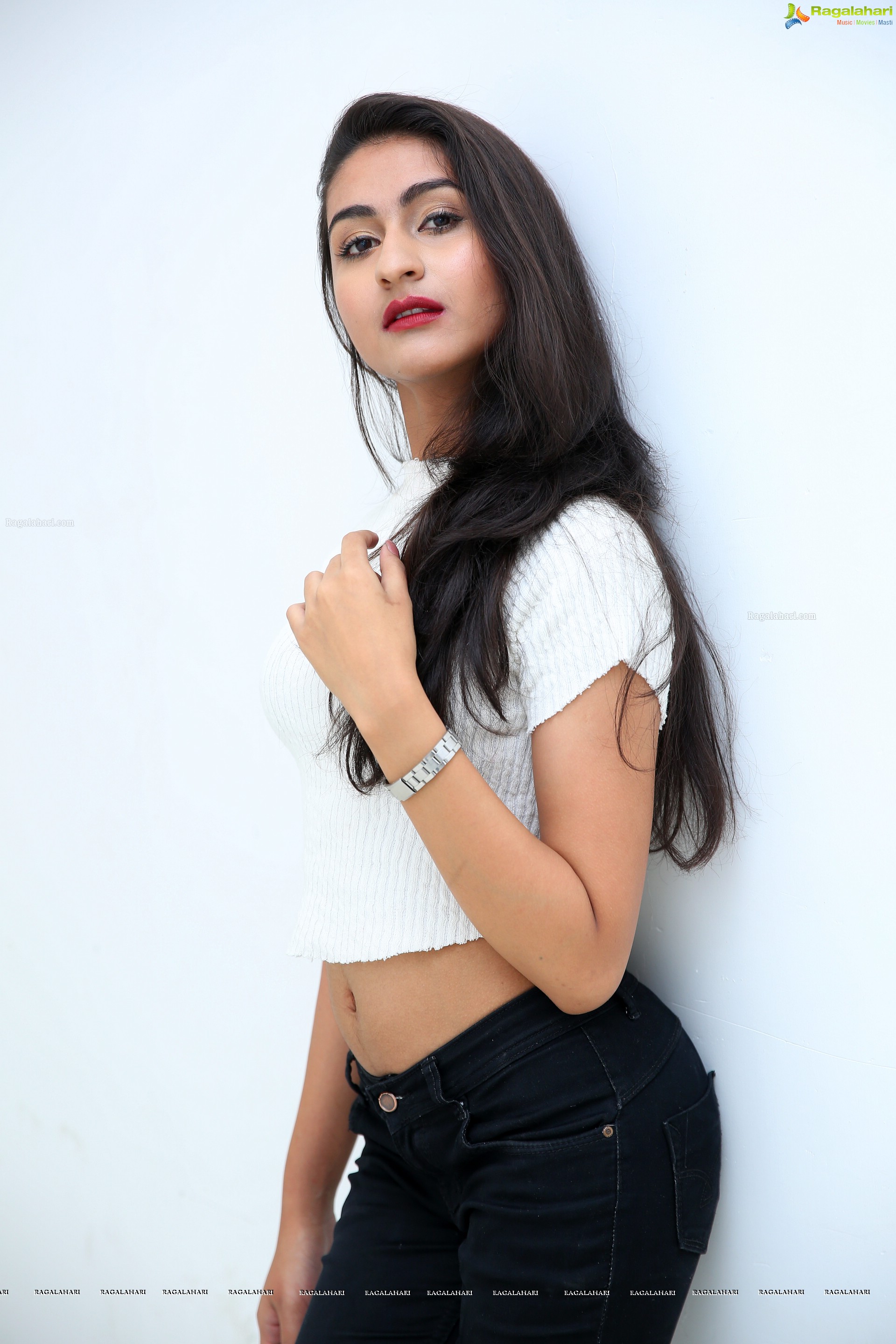 Samiksha @ Big Bazaar GEN NXT Fashion Show - HD Gallery