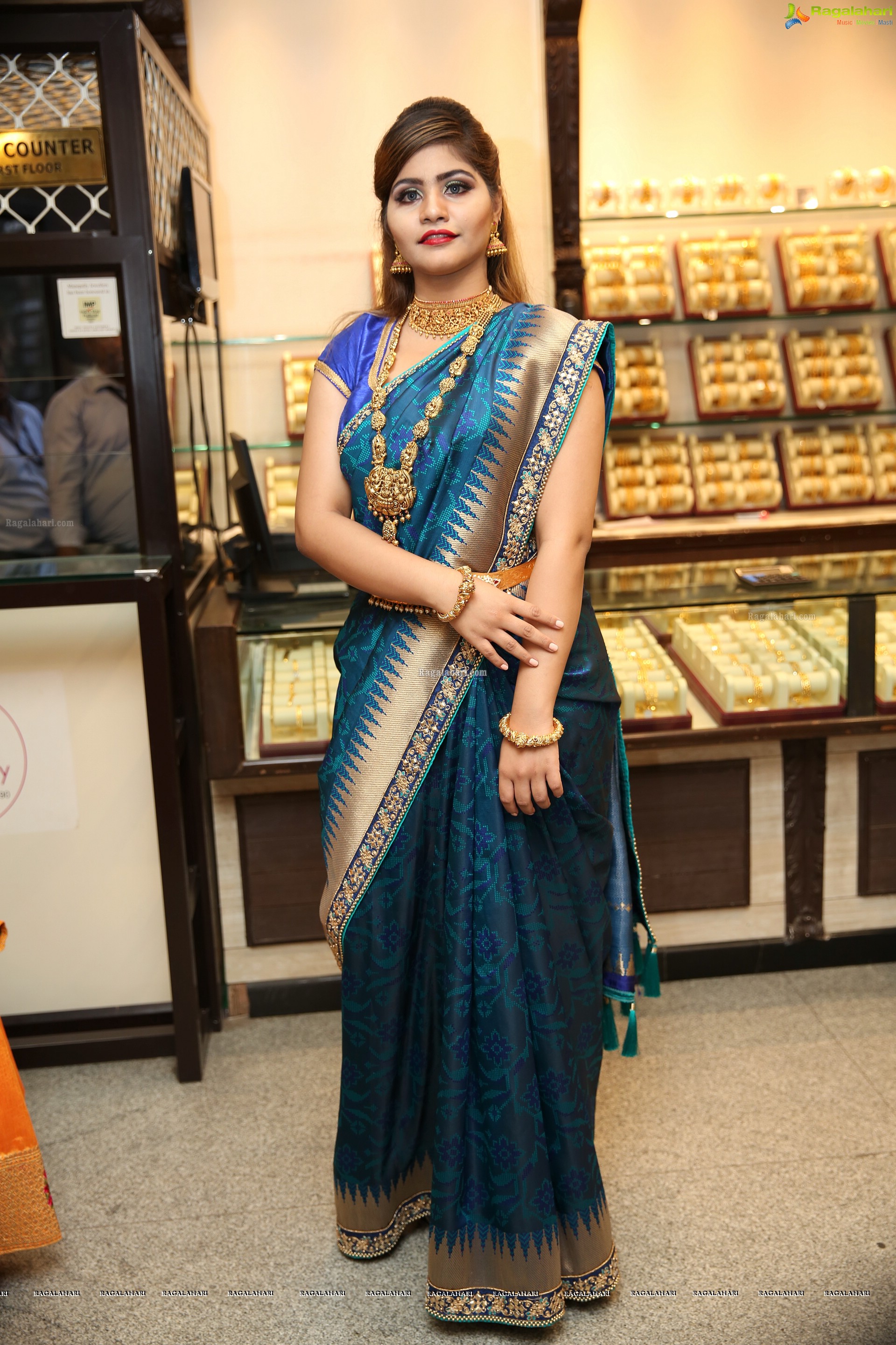 Sara Khan @ Manepally Jewellers Dhantera's Festive Collection Launch - HD Gallery