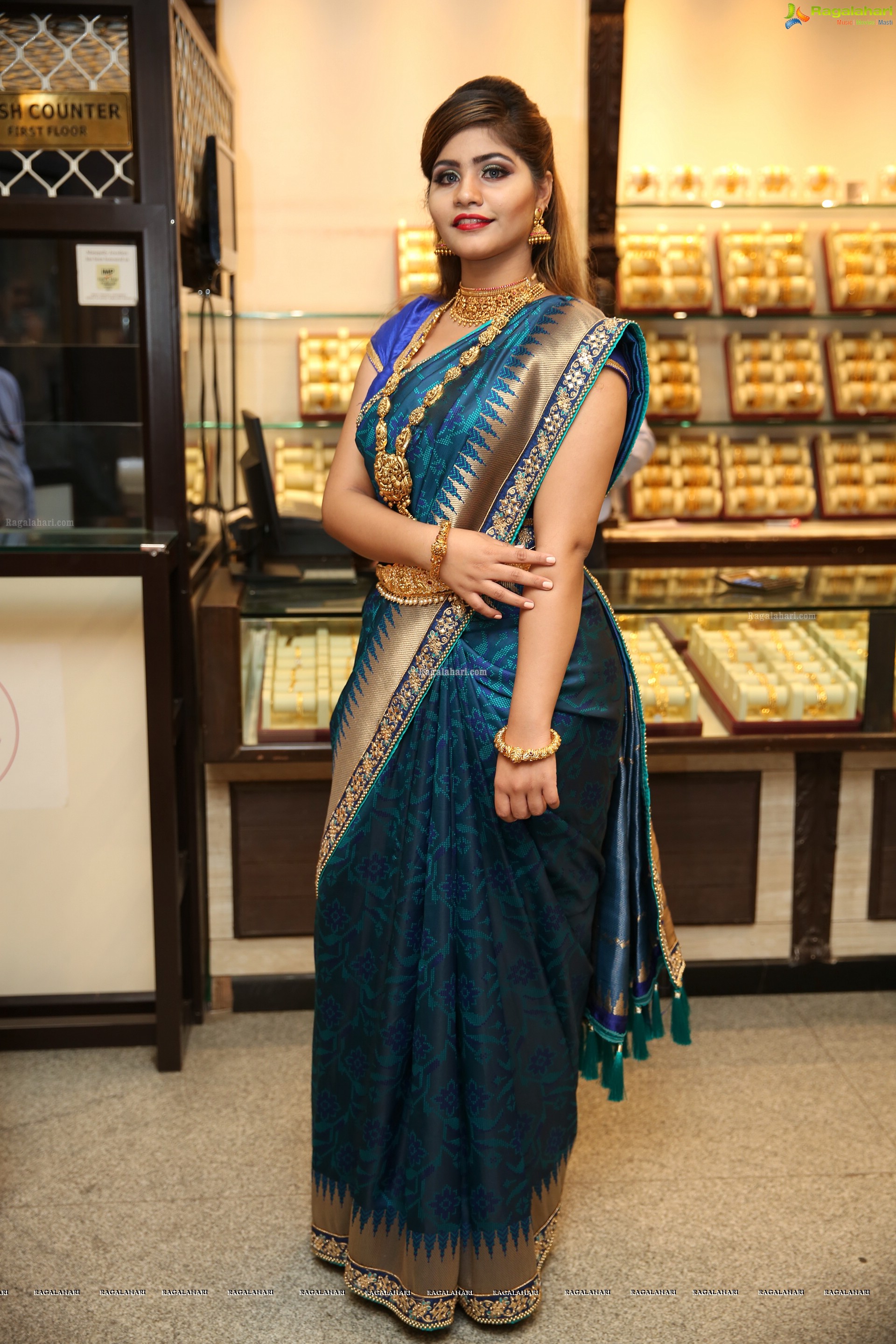 Sara Khan @ Manepally Jewellers Dhantera's Festive Collection Launch - HD Gallery