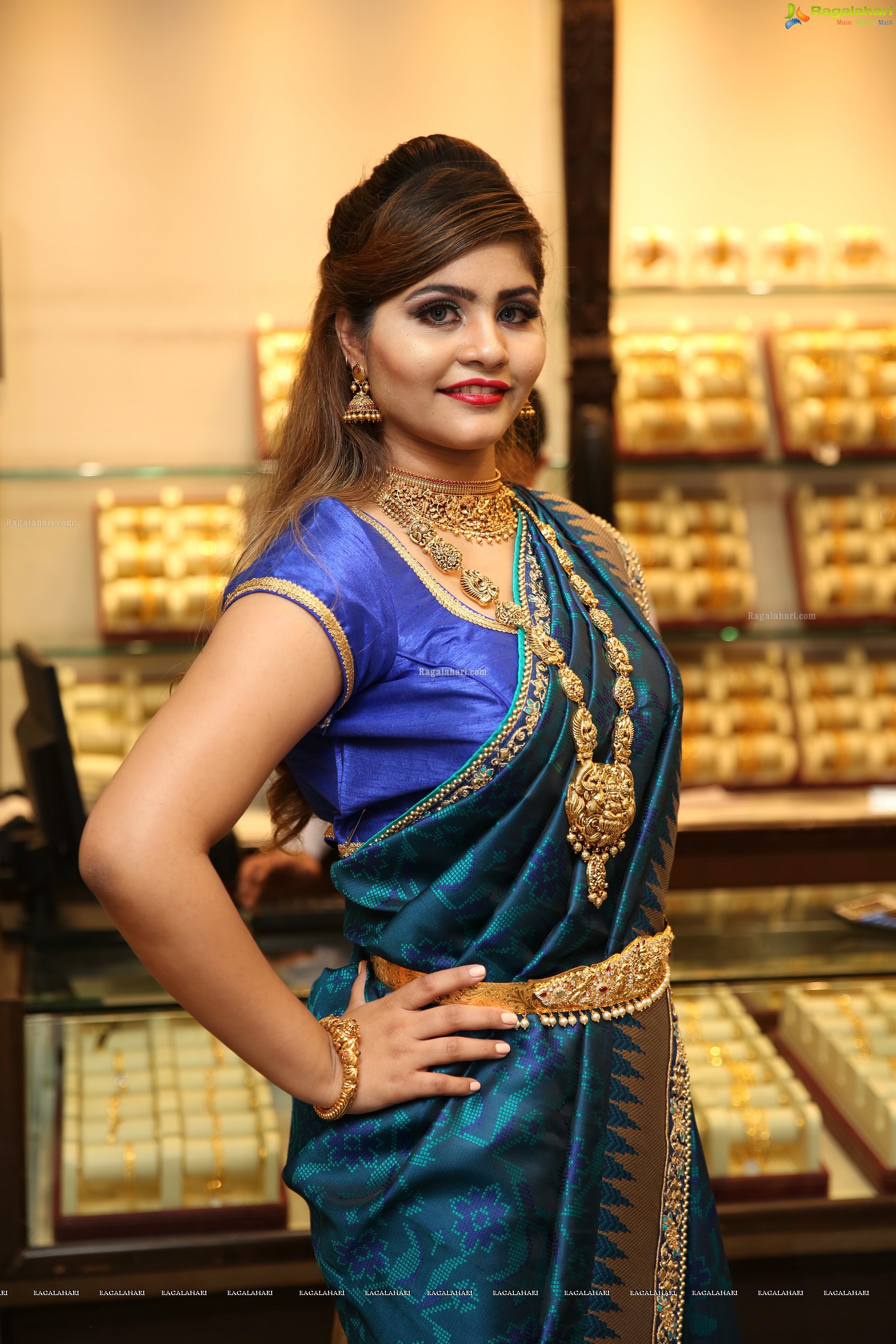 Sara Khan @ Manepally Jewellers Dhantera's Festive Collection Launch - HD Gallery