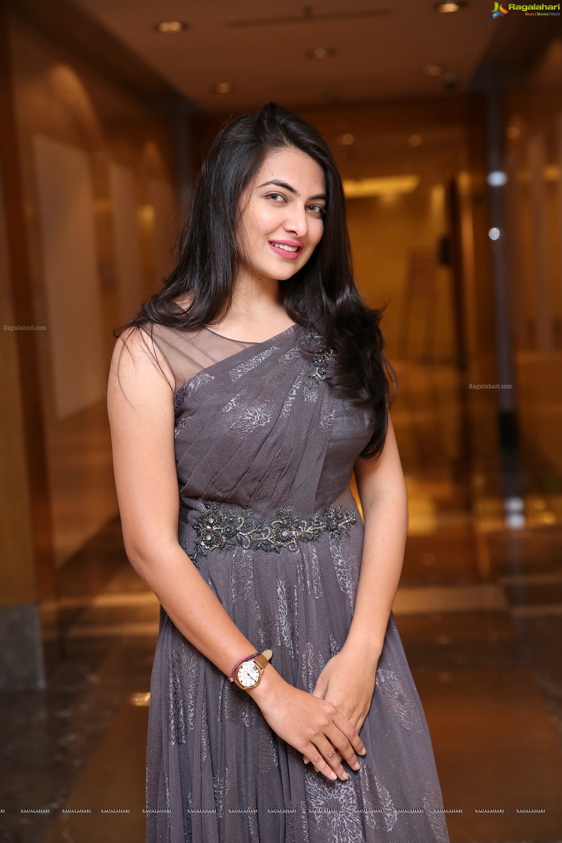 Supraja Reddy @ Sutraa Wedding Exhibition Logo Launch & Fashion Show - HD Gallery