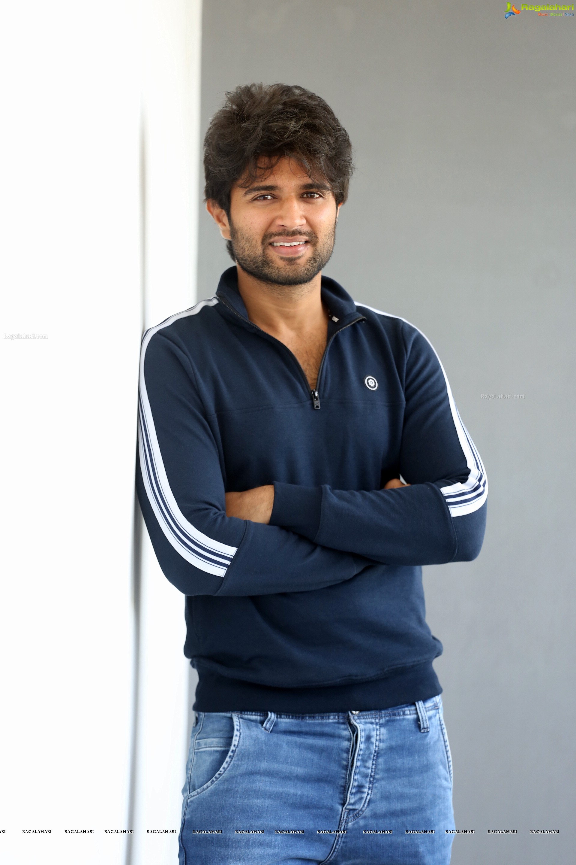 Vijay Deverakonda @ Taxiwala Interview - HD Gallery