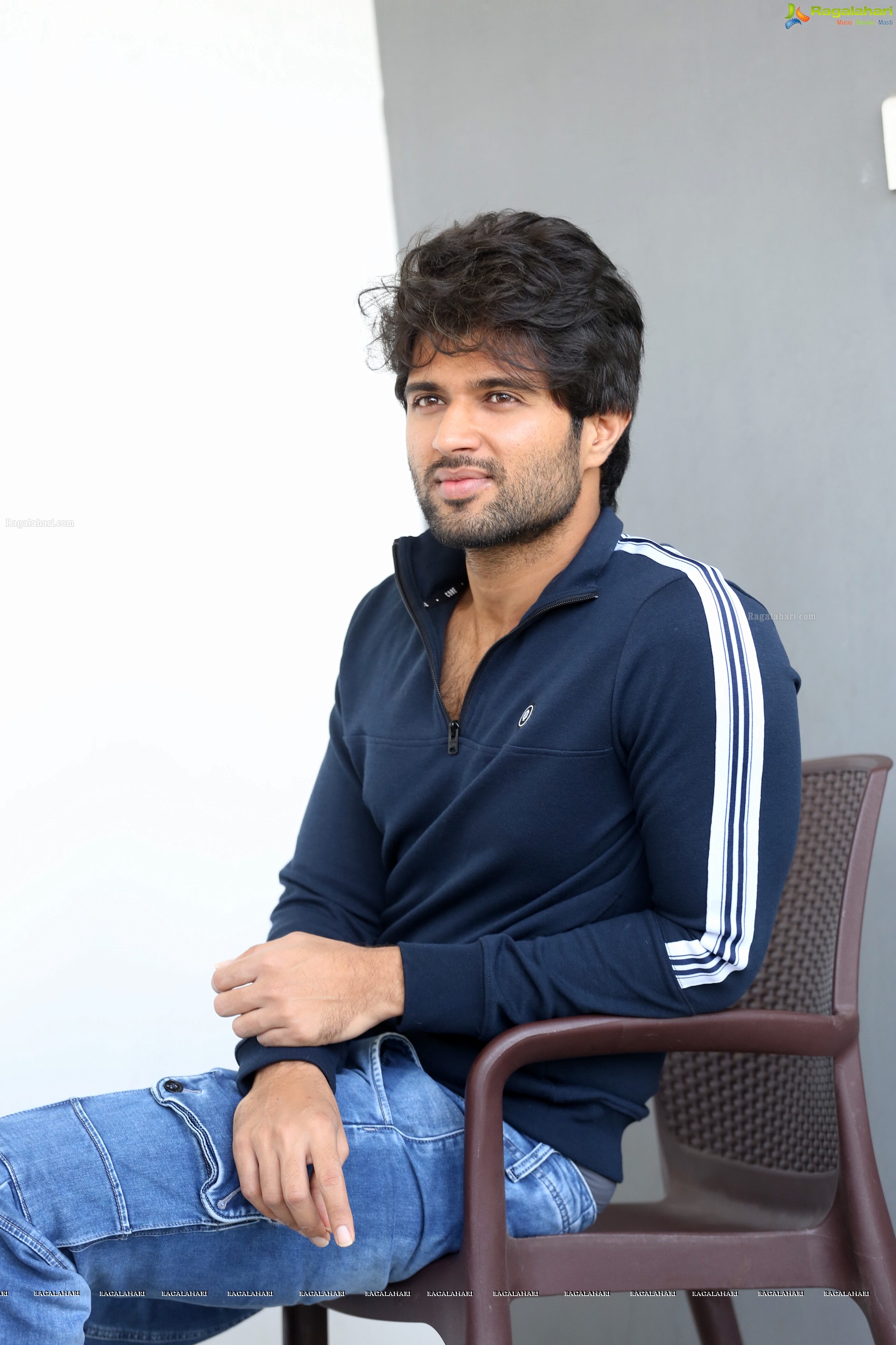 Vijay Deverakonda @ Taxiwala Interview - HD Gallery