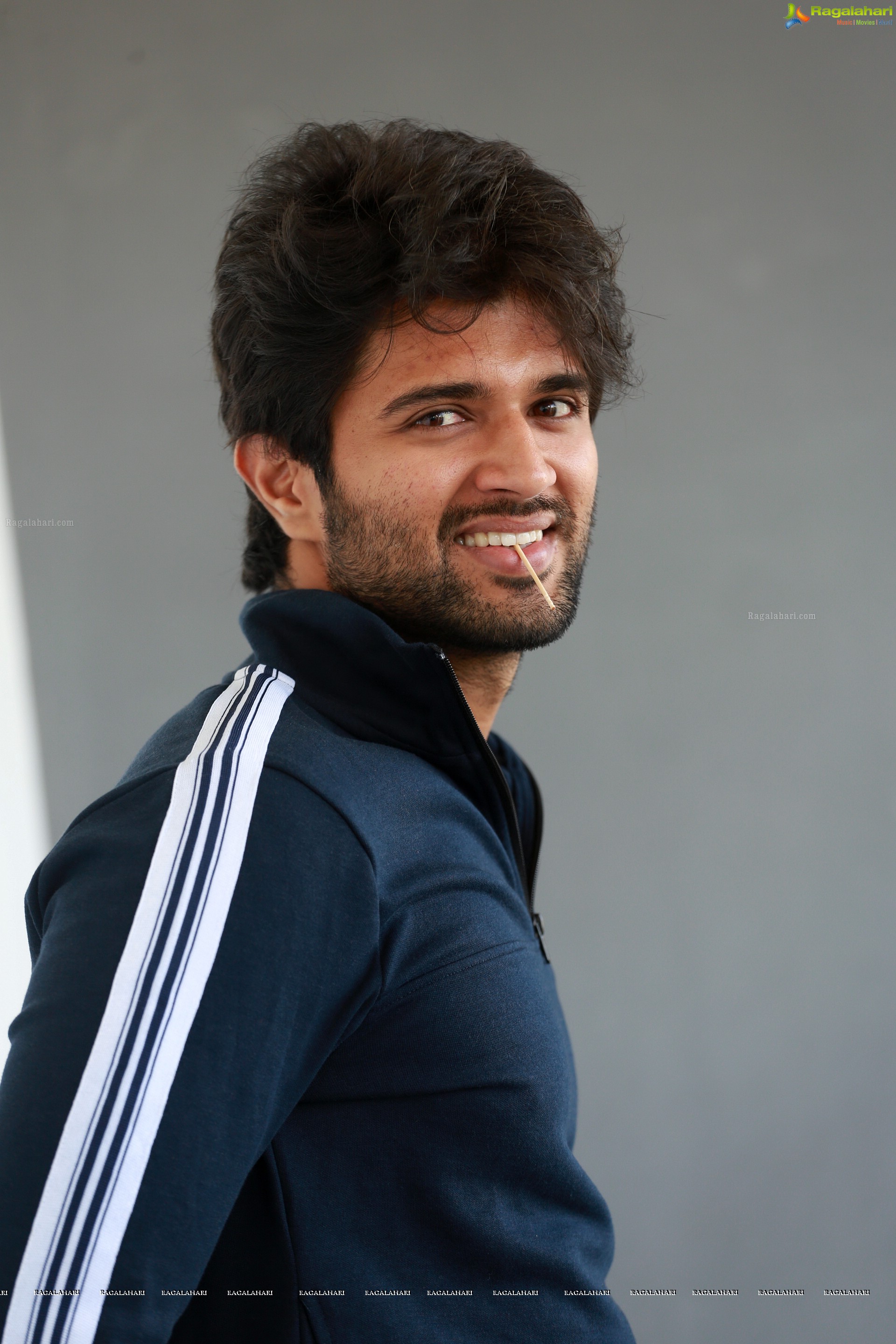 Vijay Deverakonda @ Taxiwala Interview - HD Gallery