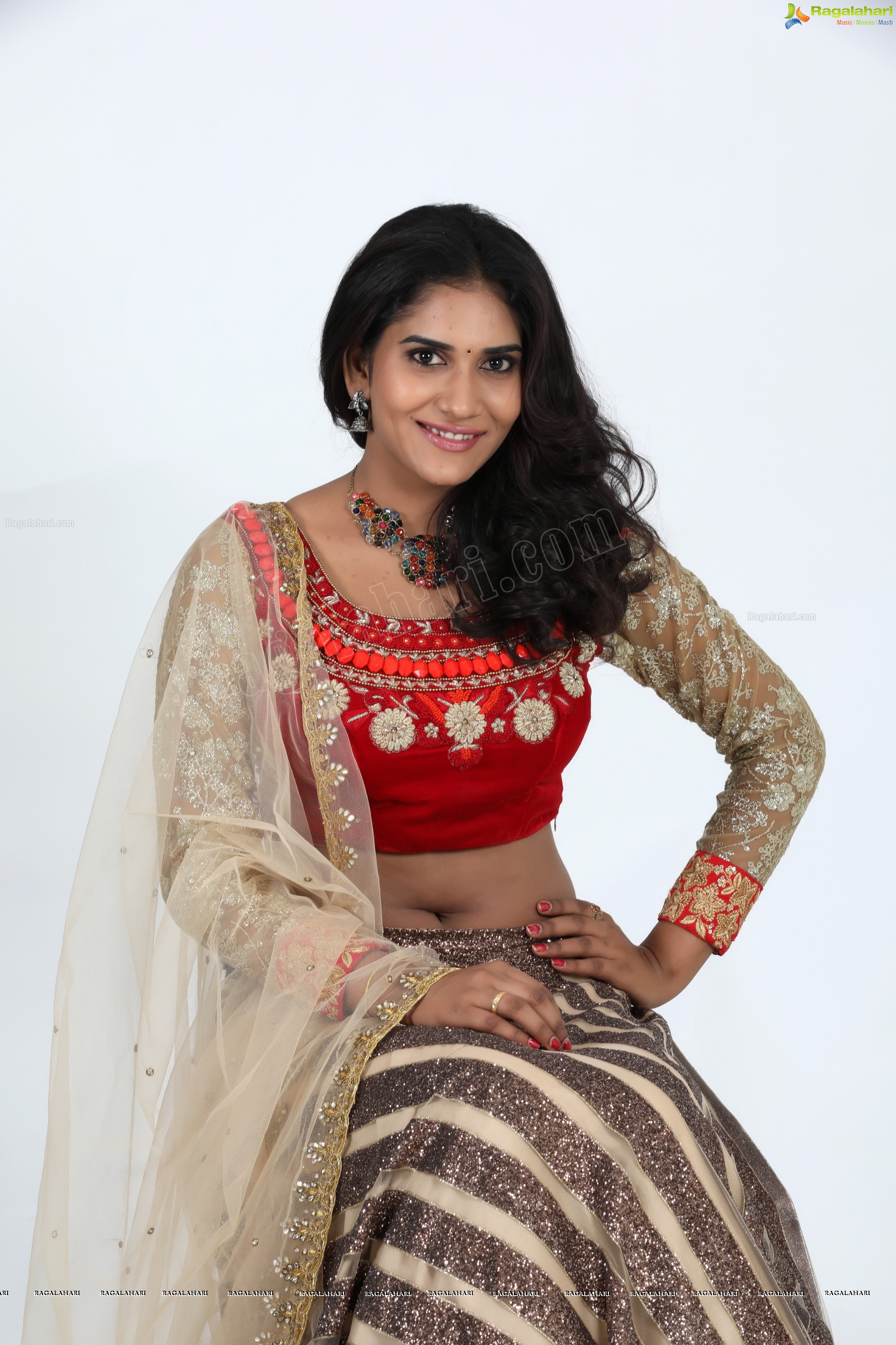 Swapna Sweety (Exclusive Photo Shoot) (High Definition Photos)