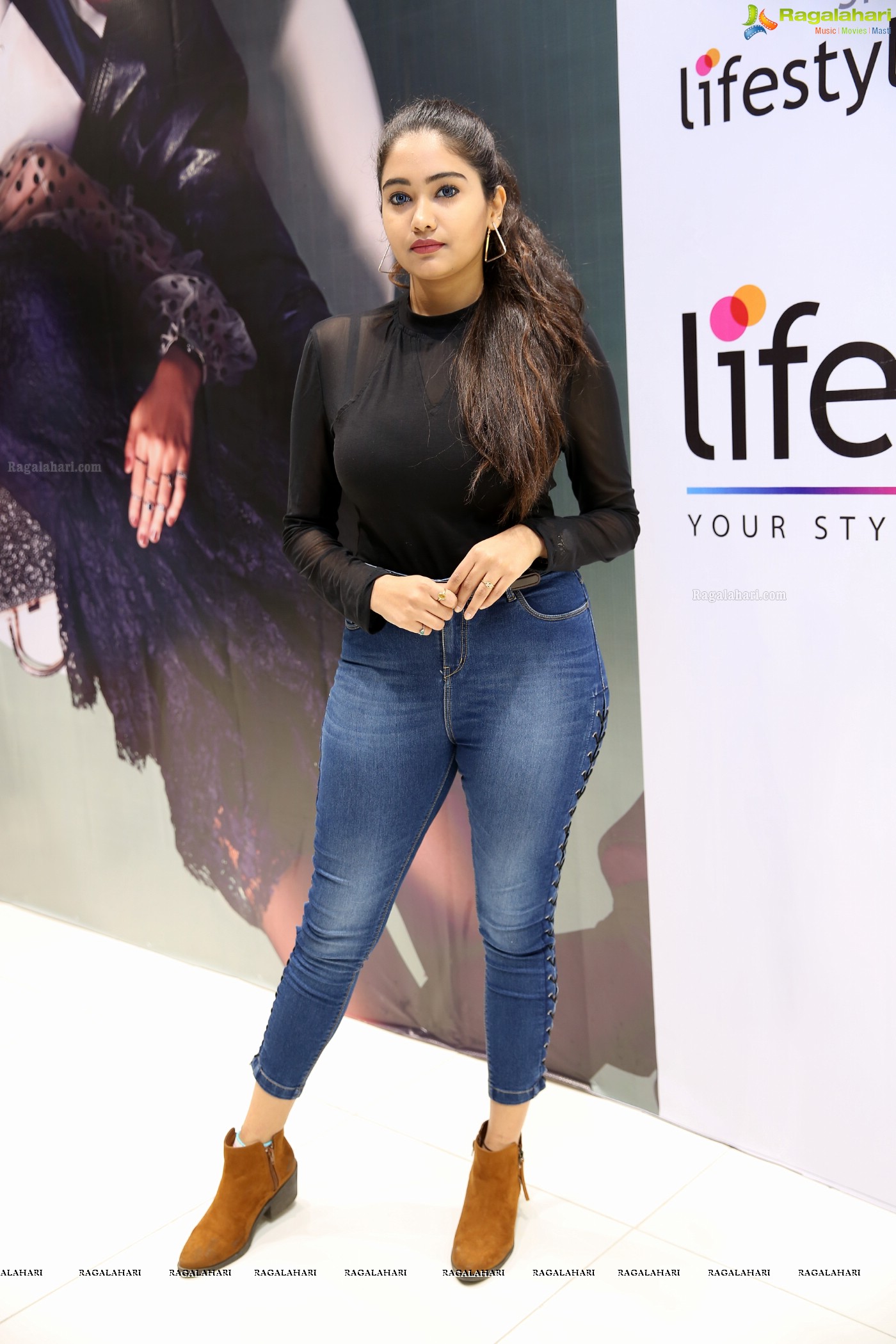 Amulya Chowdary (Hi-Resolution Posters) @ Lifestyle New Store Opening