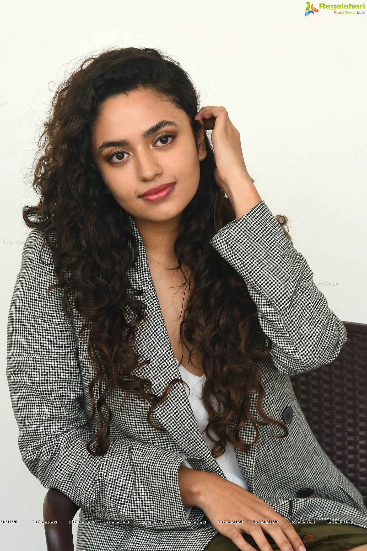 Malavika Nair (Hi-Resolution Posters) @ Taxiwala Press Meet