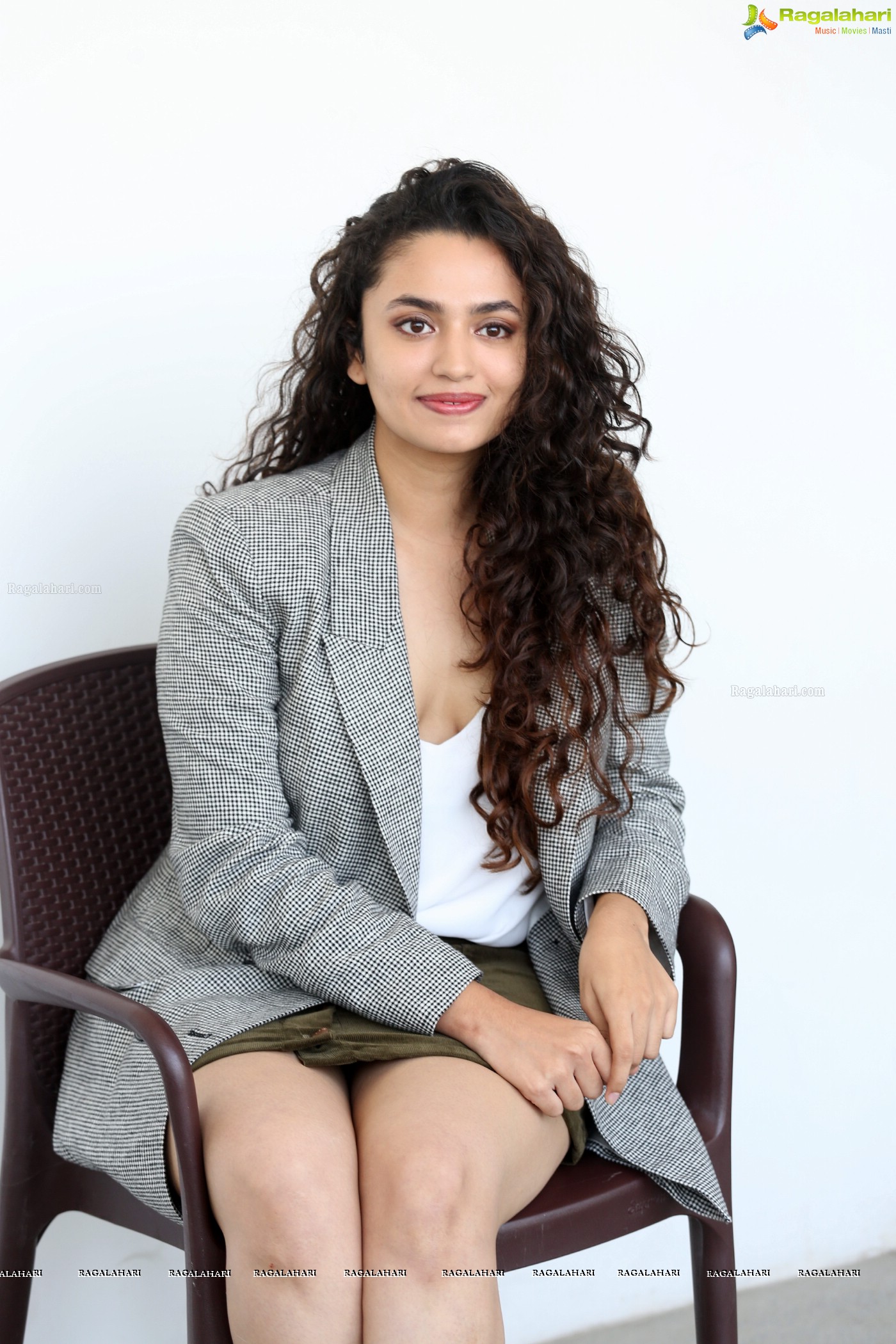 Malavika Nair (Hi-Resolution Posters) @ Taxiwala Press Meet