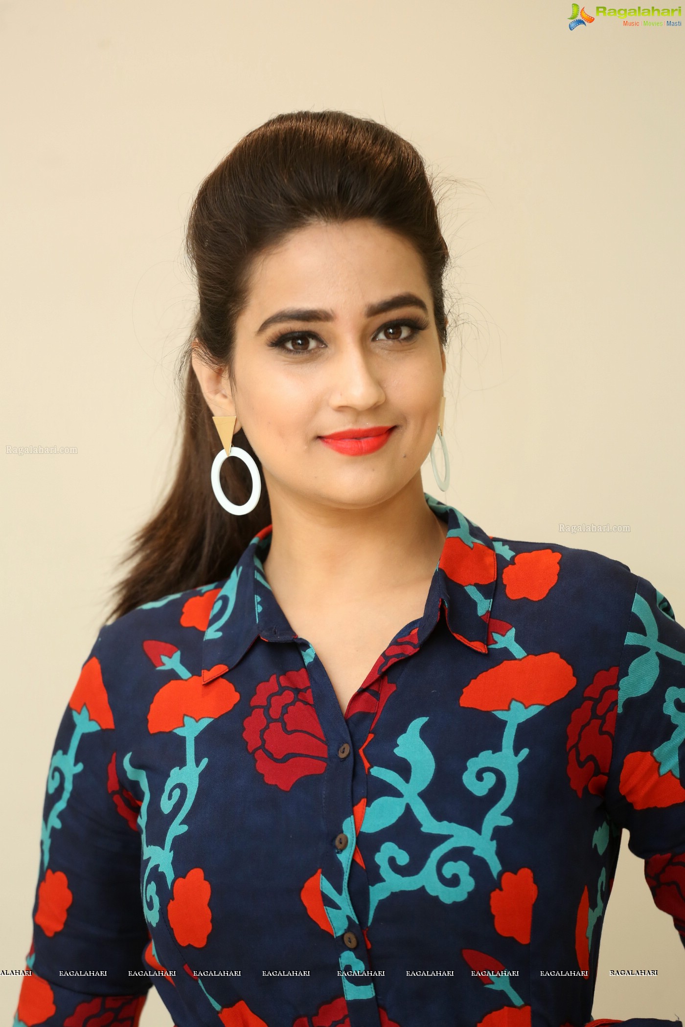 Manjusha (Hi-Resolution Posters) @ Next Enti Trailer Launch