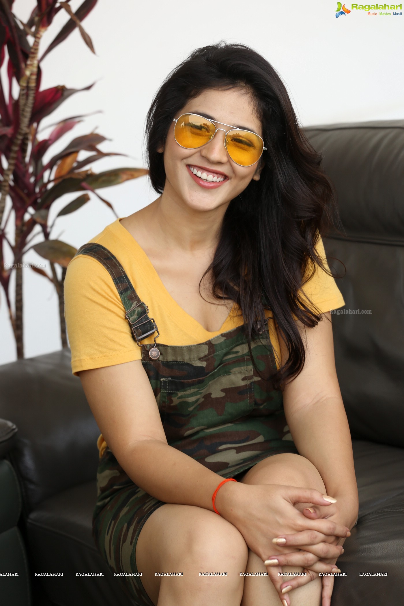 Priyanka Jawalkar (Hi-Resolution Posters) @ Taxiwala Press Meet