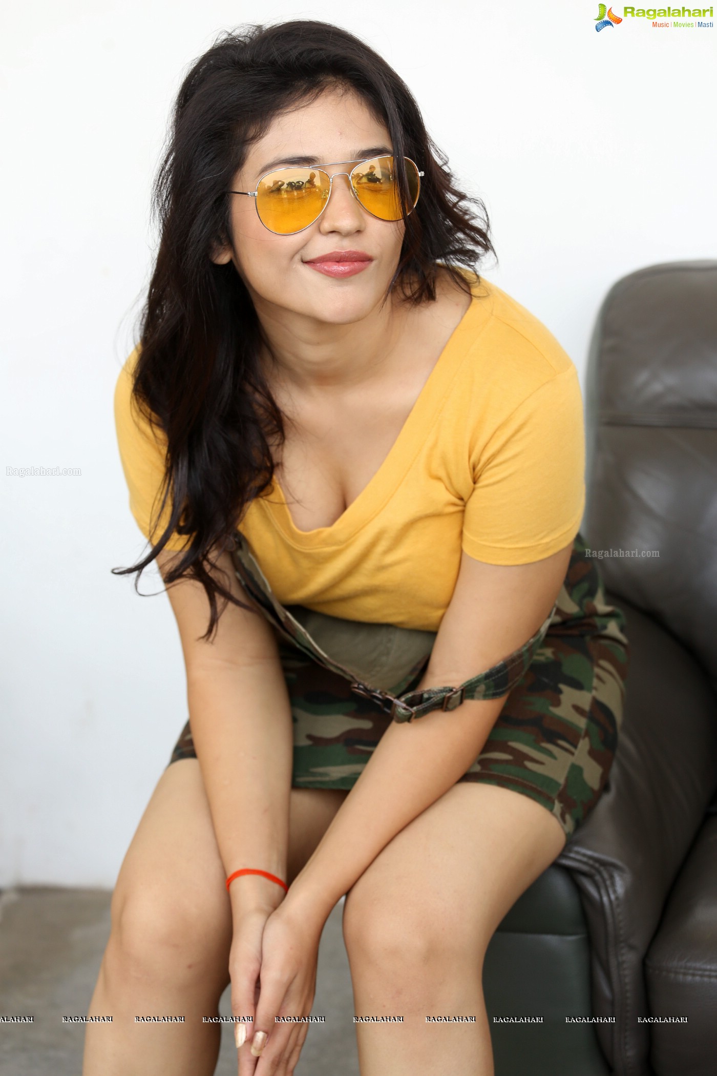 Priyanka Jawalkar (Hi-Resolution Posters) @ Taxiwala Press Meet