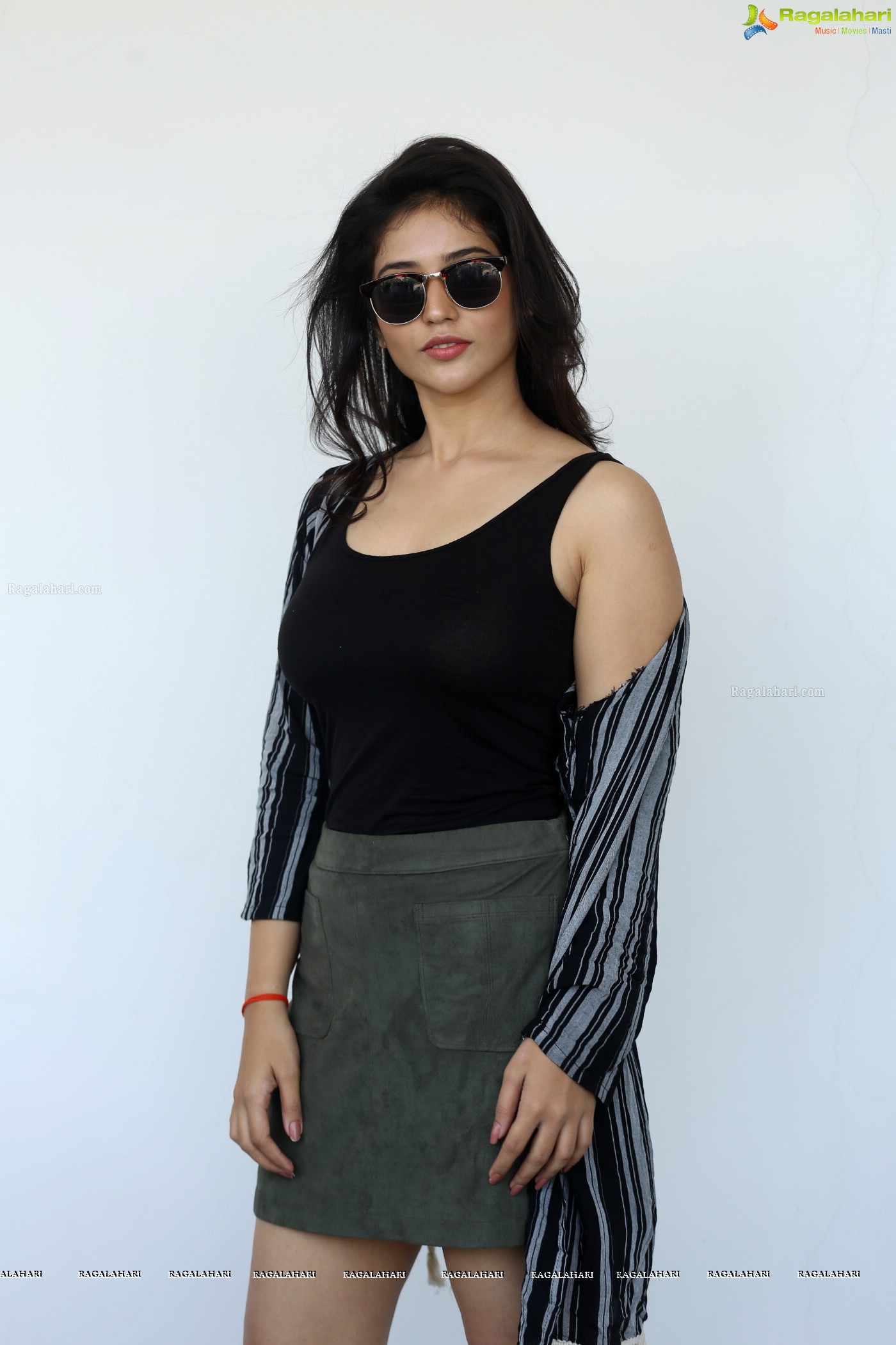 Priyanka Jawalkar (Hi-Resolution Posters) @ Taxiwala Press Meet