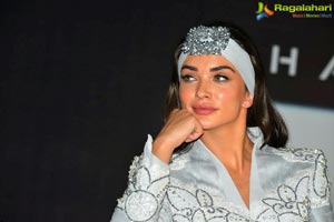 Amy Jackson at 2.0 Trailer Launch