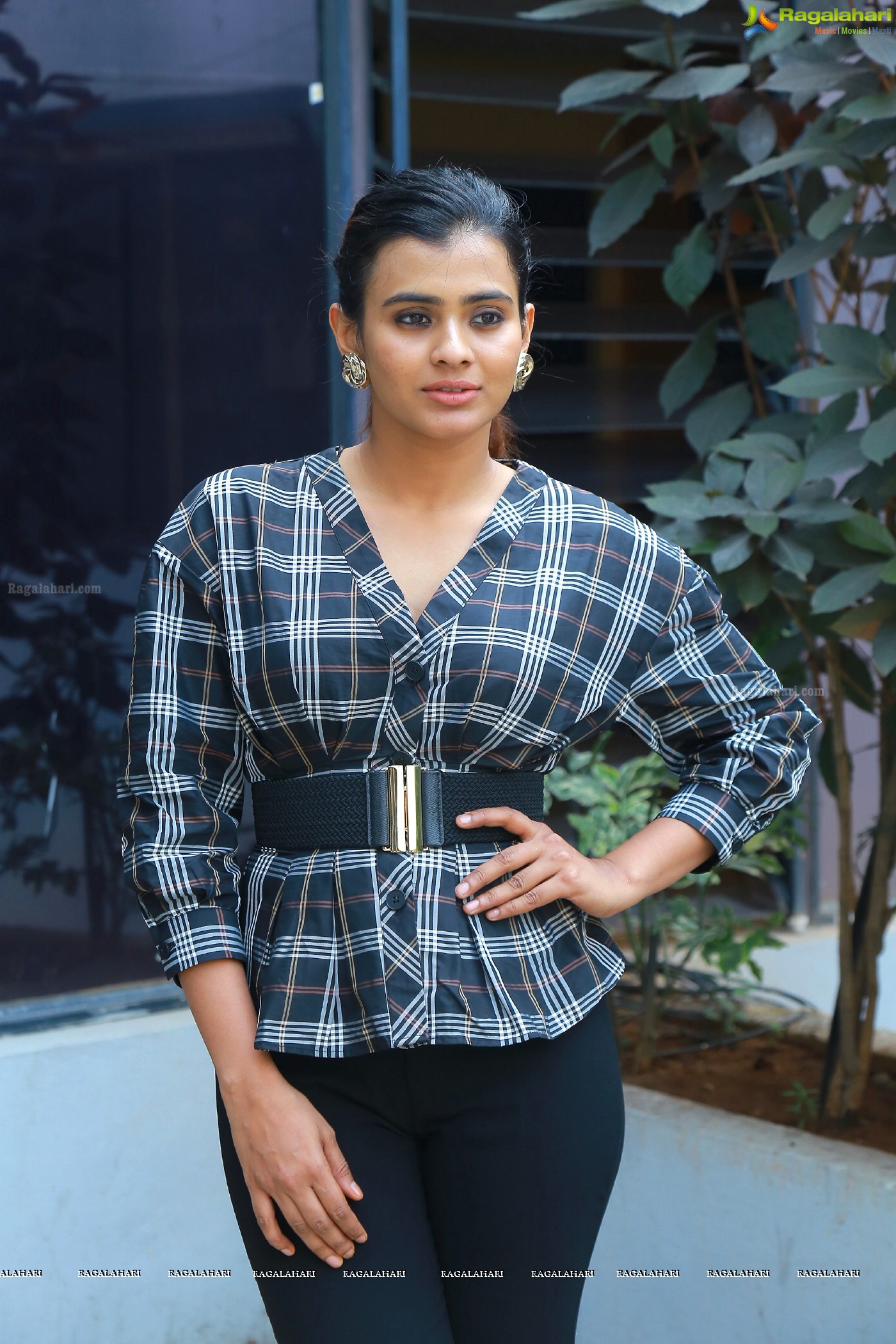 Hebah Patel (Hi-Resolution Posters) @ 24 Kisses Press Meet