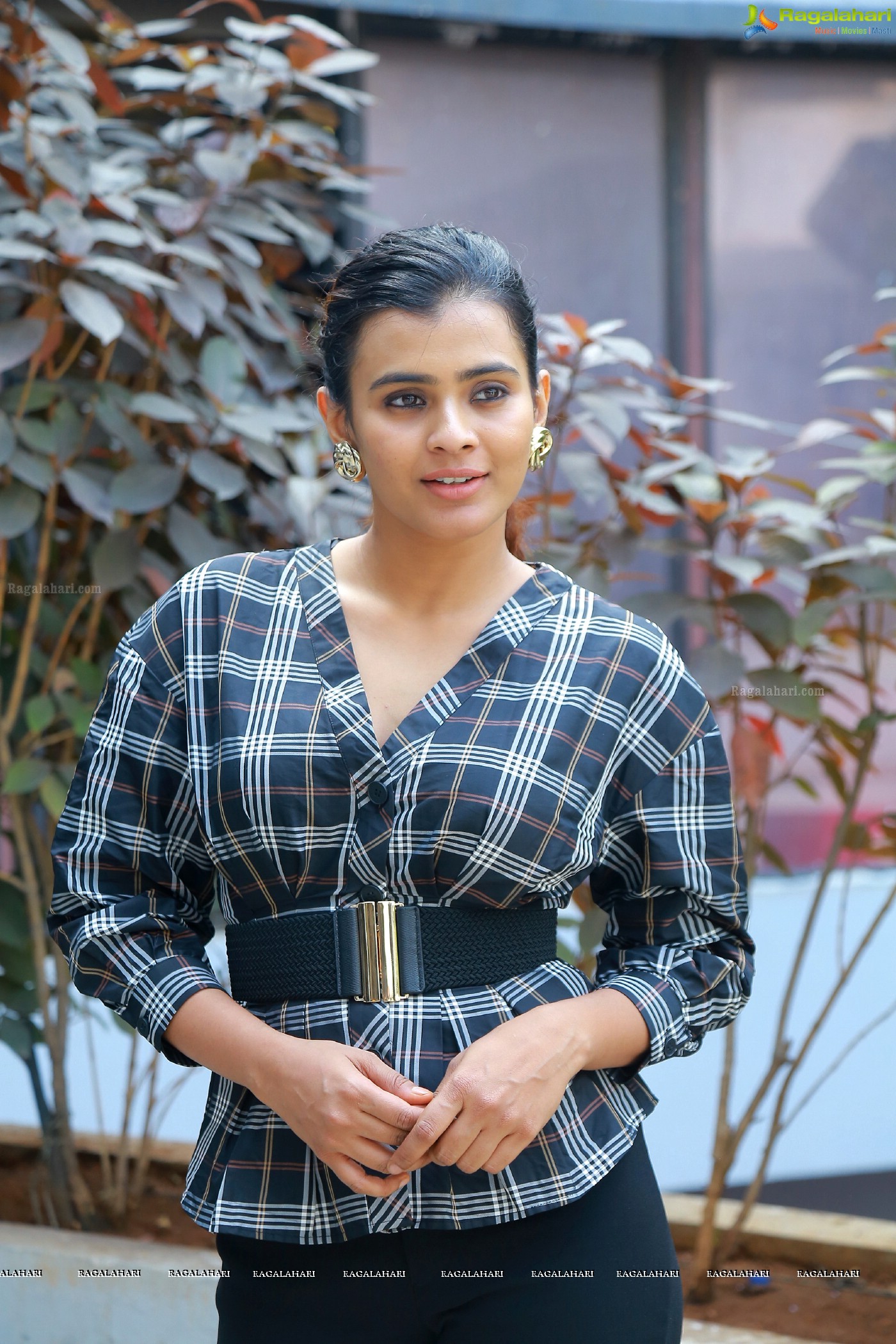 Hebah Patel (Hi-Resolution Posters) @ 24 Kisses Press Meet