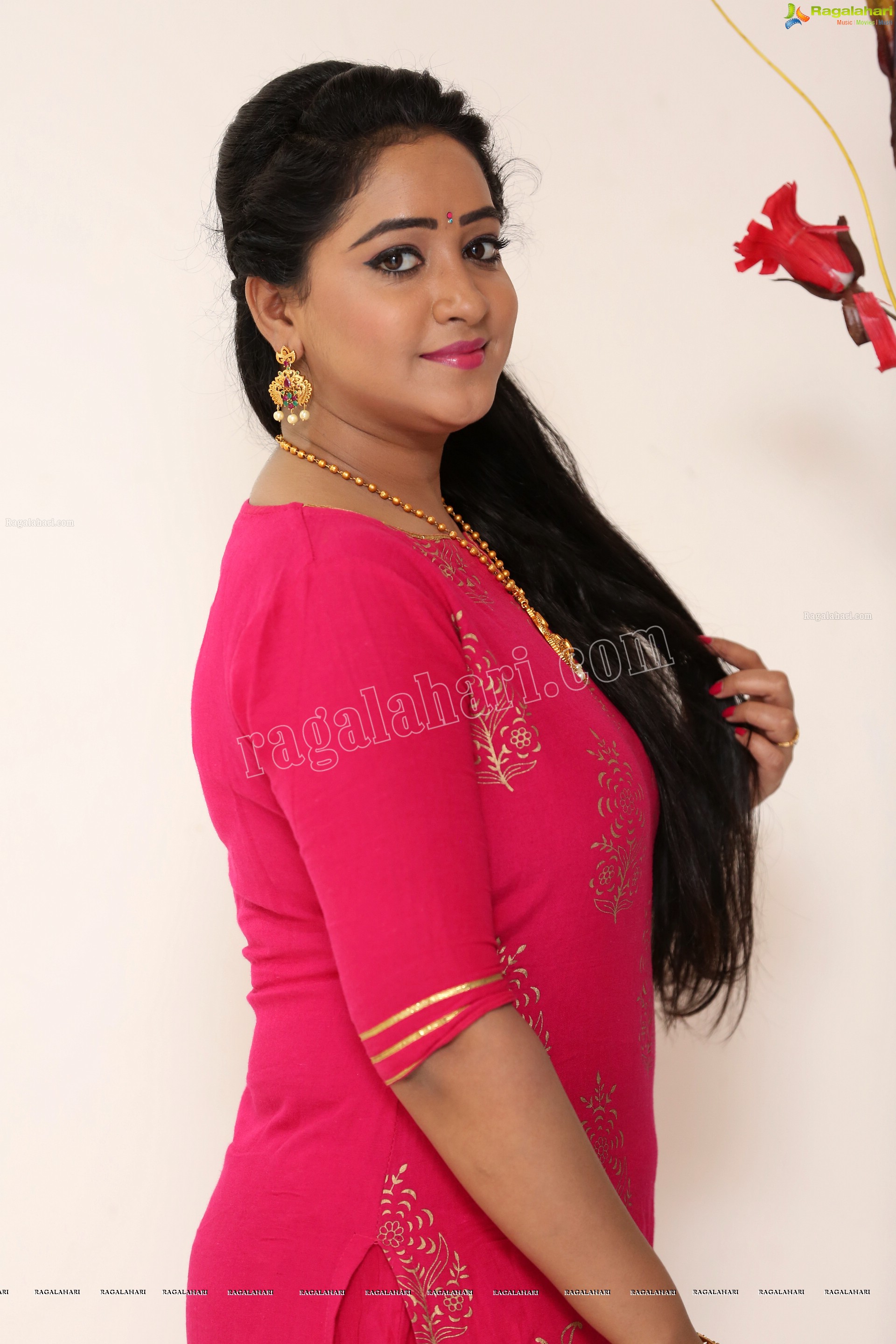 Aishwarya Addala at Attarintiki Daredi Serial Sets HD Gallery, Images