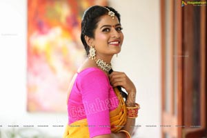 Anshu Reddy in Kathalo Rajakumari TV Serial