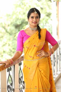 Anshu Reddy in Kathalo Rajakumari TV Serial