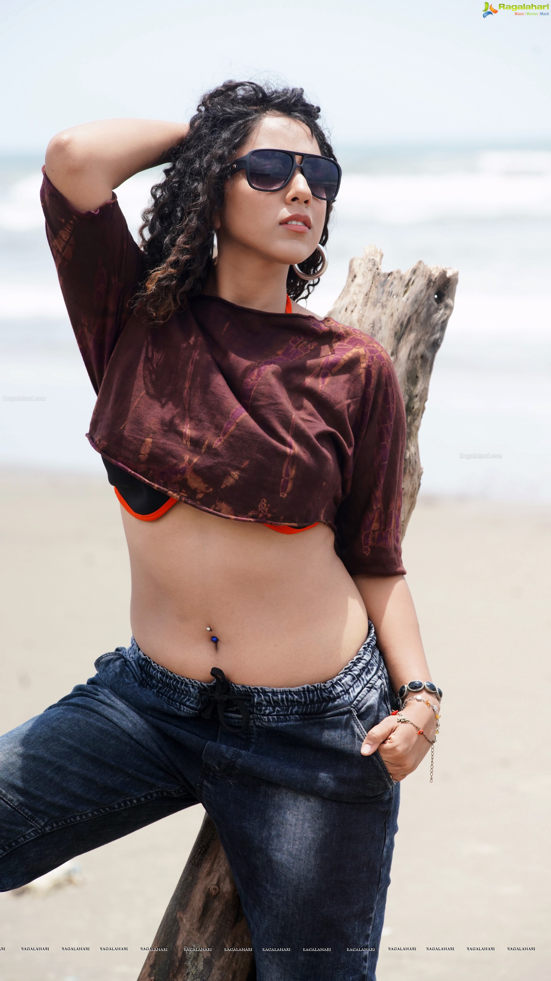 Deviyani Sharma Latest Photoshoot