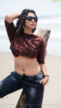 Deviyani Sharma Latest Pics