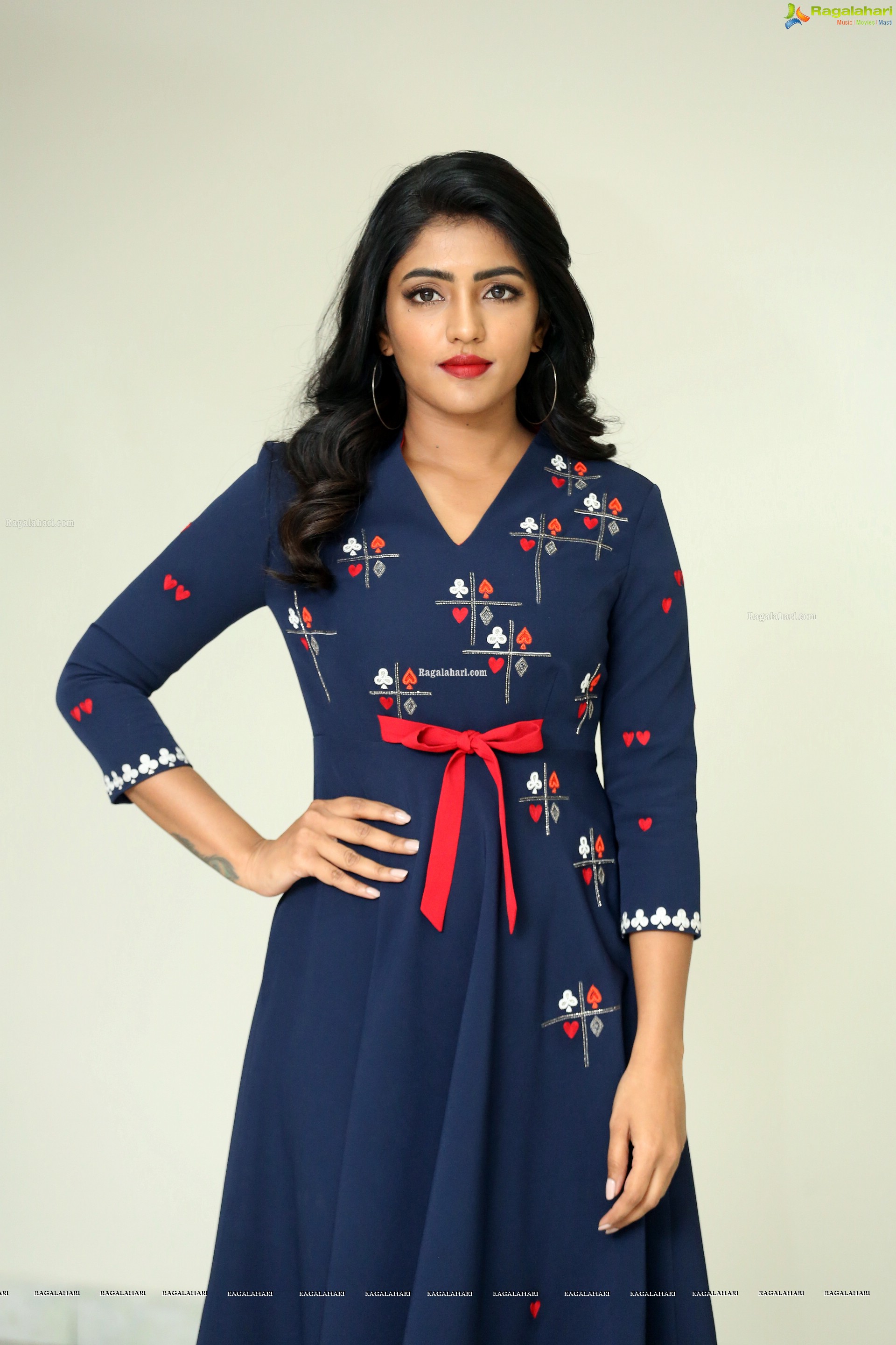 Actress Eesha Rebba at Ragala 24 Gantallo Interview HD Gallery, Images