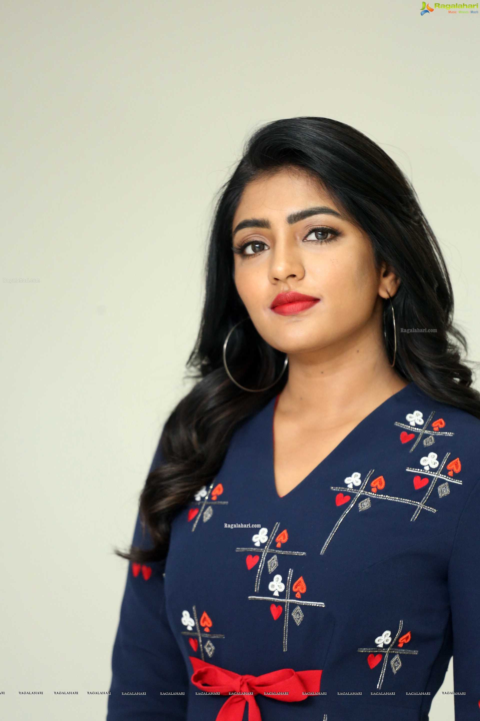 Actress Eesha Rebba at Ragala 24 Gantallo Interview HD Gallery, Images