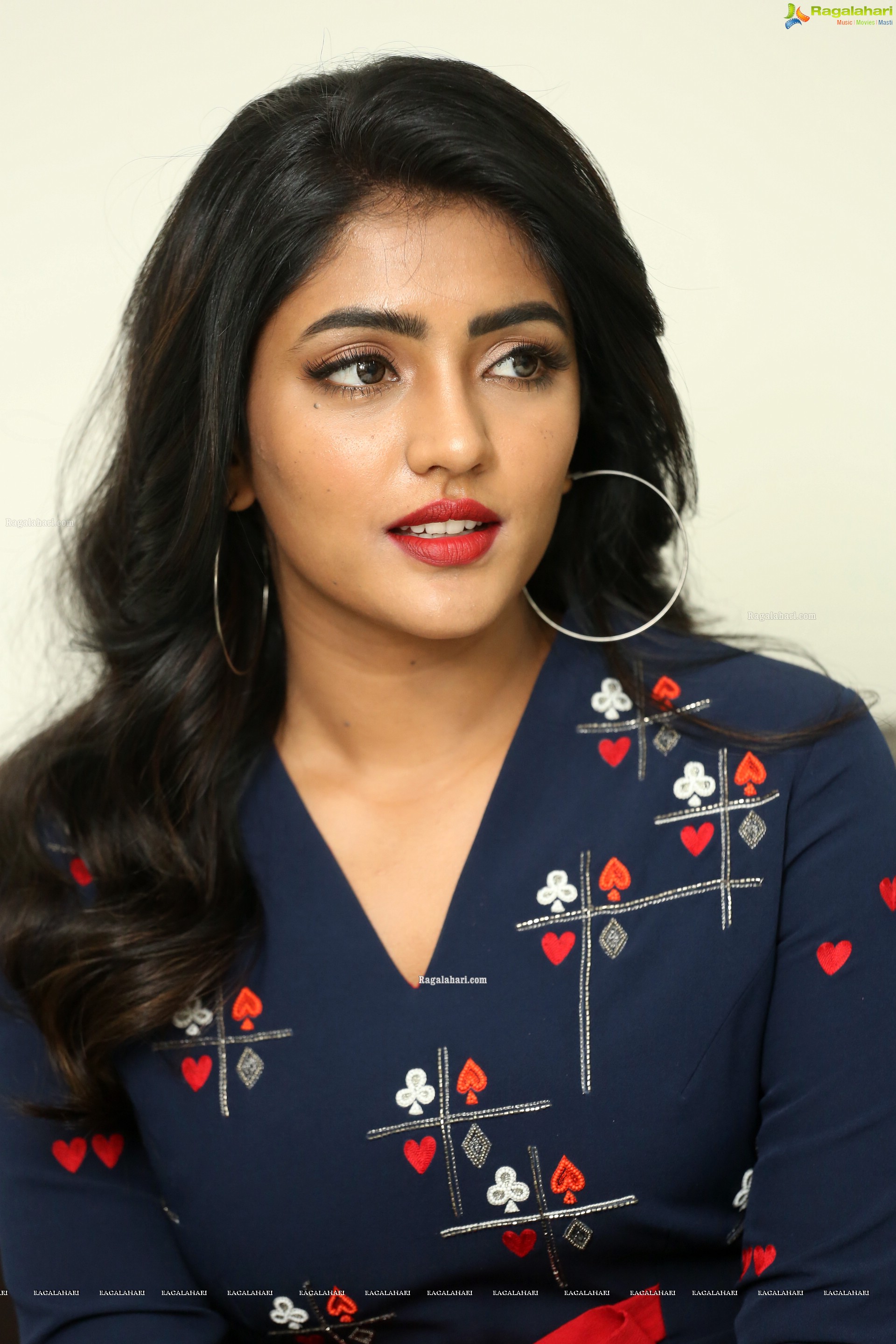 Actress Eesha Rebba at Ragala 24 Gantallo Interview HD Gallery, Images