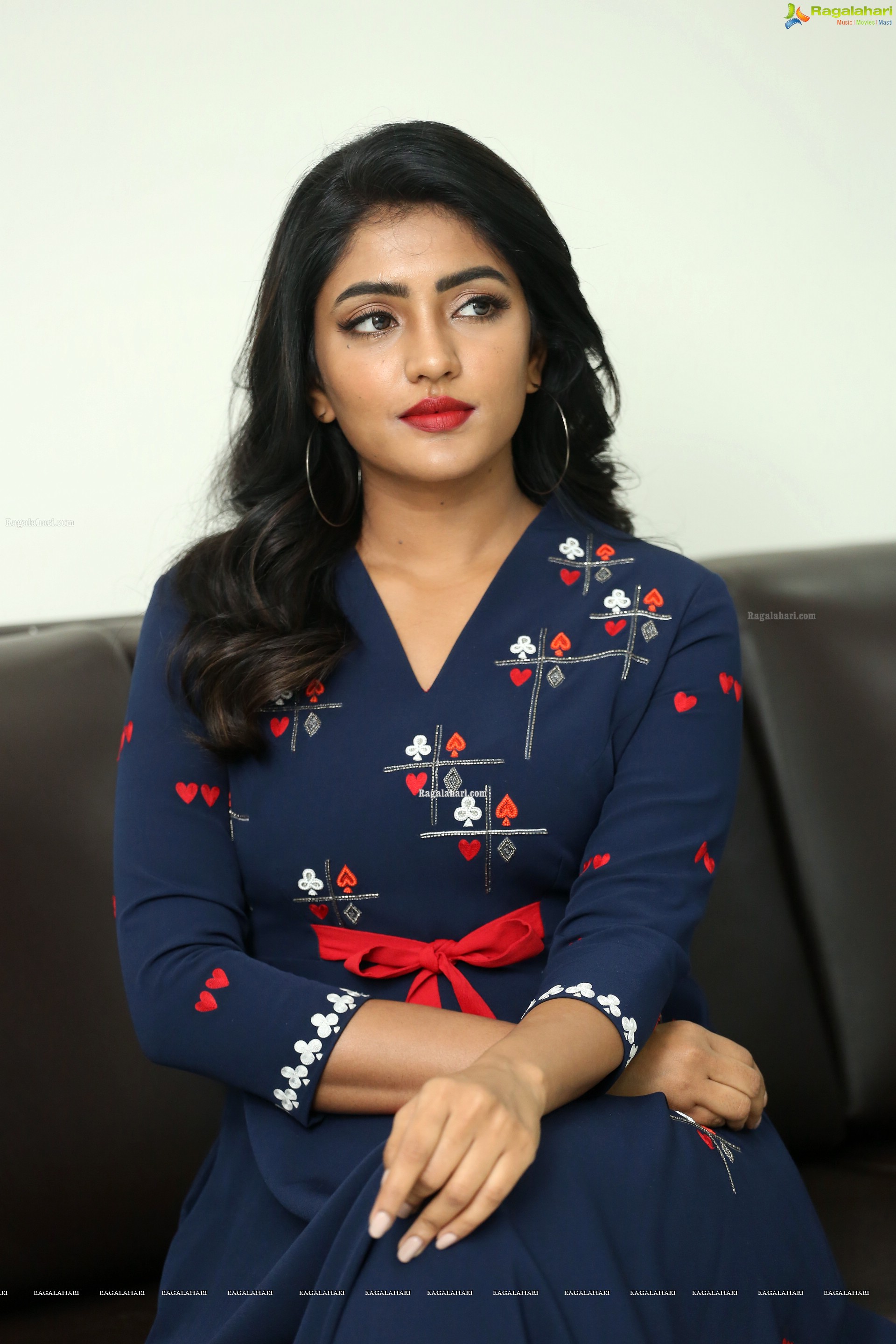 Actress Eesha Rebba at Ragala 24 Gantallo Interview HD Gallery, Images