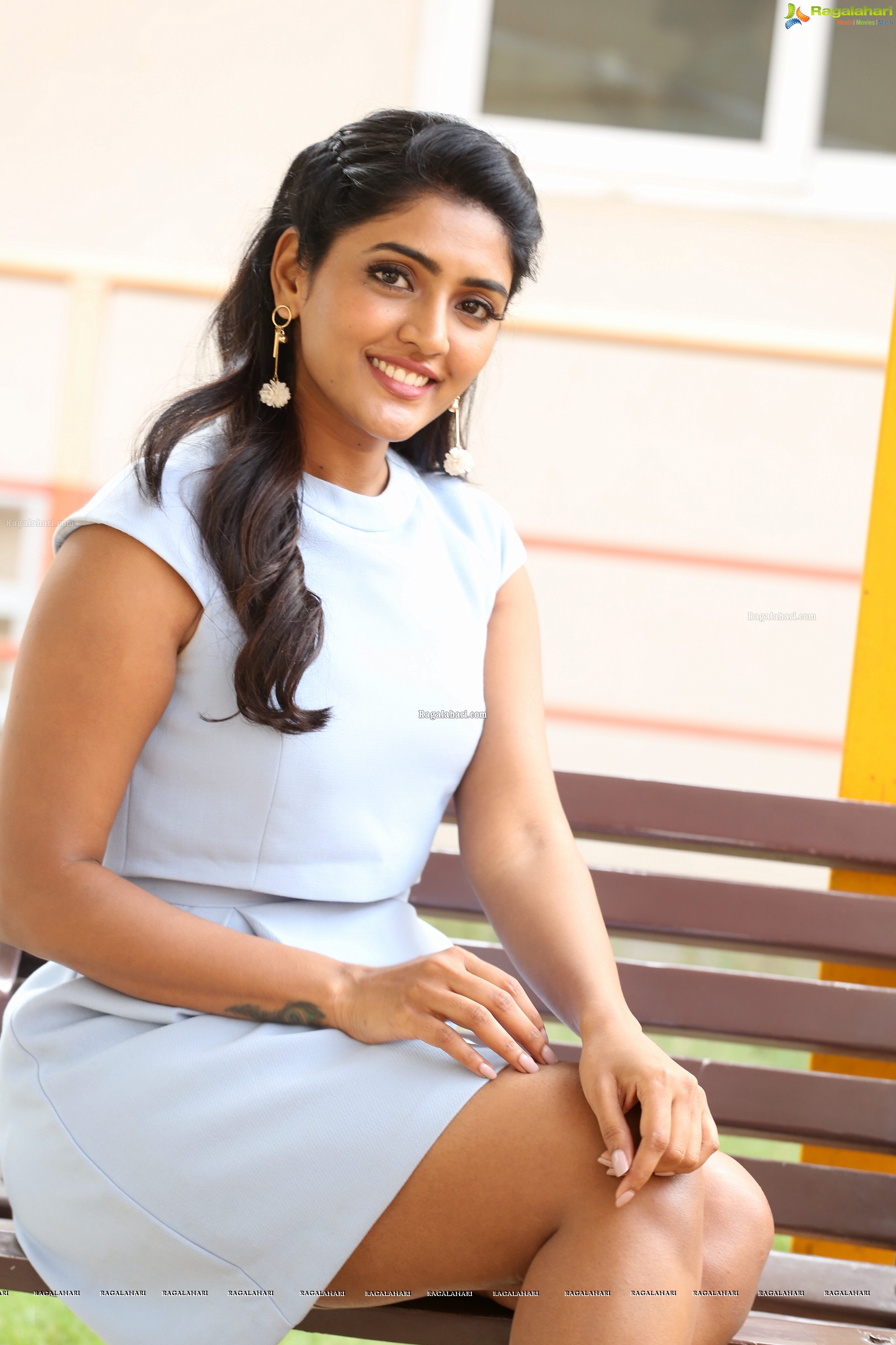 Eesha Rebba at Ragala 24 Gantallo Success Meet (HD Photos)