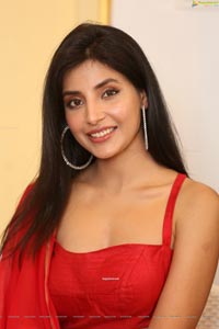 Harshita Gaur 