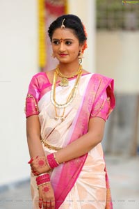 Likitha Murthy at Bangaru Panjaram Serial Sets