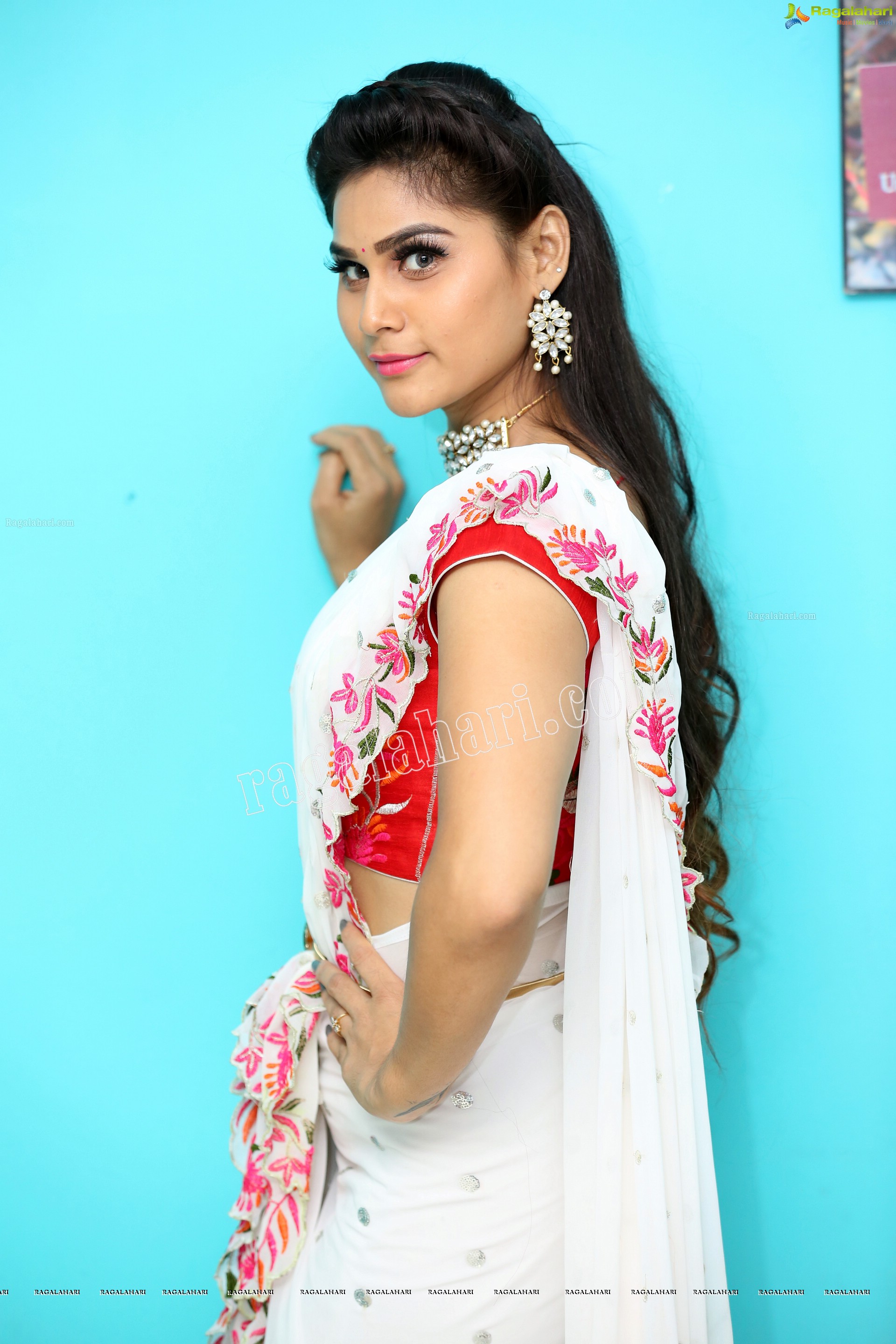 Madhu Reddy at Kathalo Rajakumari TV Serial Sets - HD Gallery