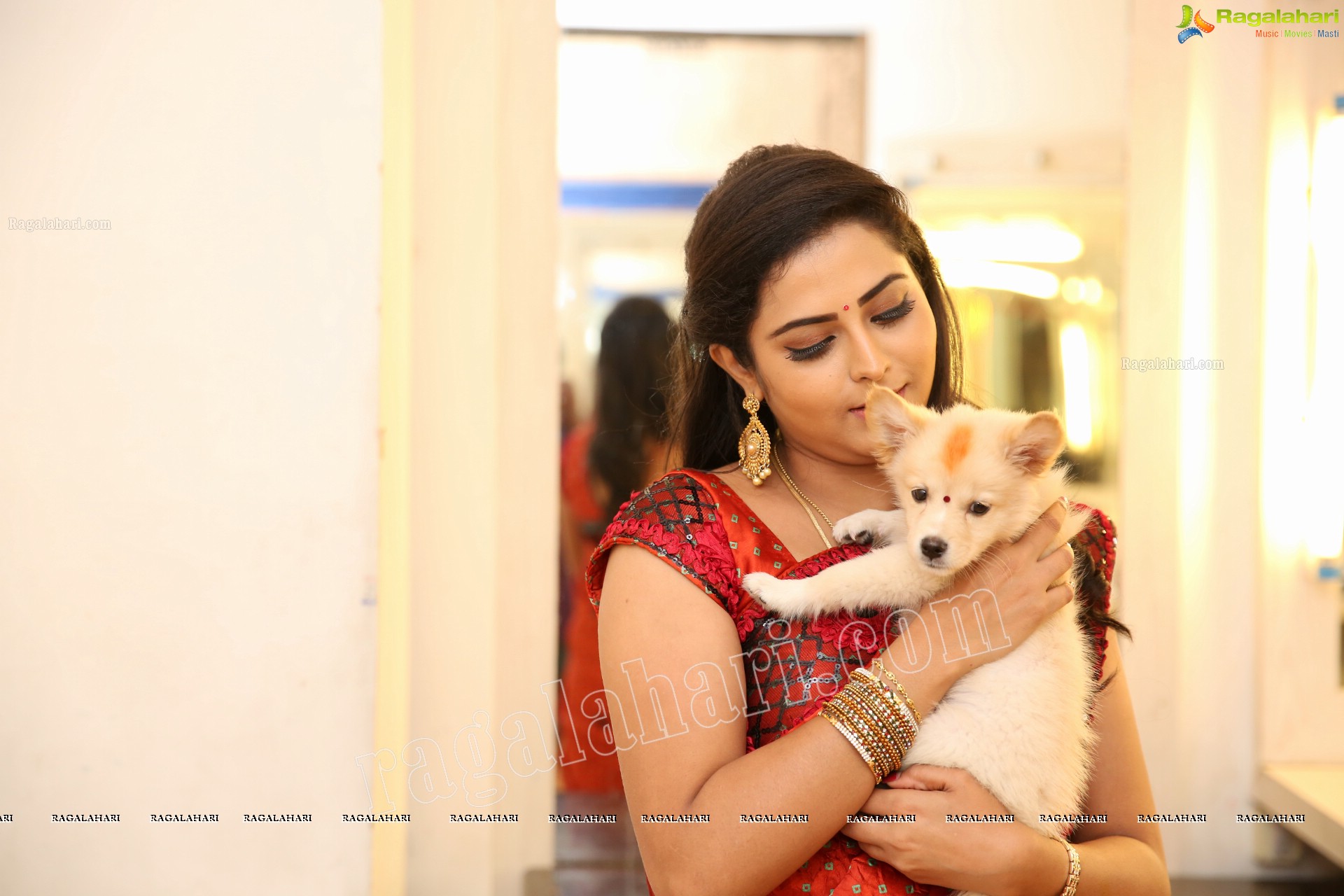 Madhubala at Ninne Pelladatha TV Serial Sets - HD Gallery