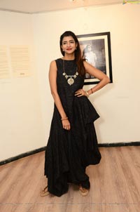 Manchu Lakshmi at Shrishti Art Gallery