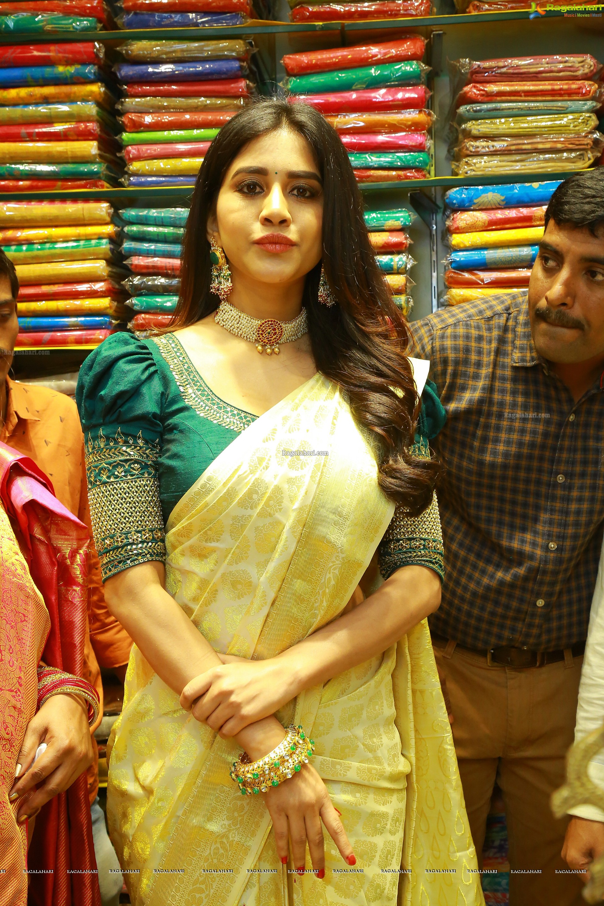 Nabha Natesh at Sri Kanchi Alankar Silks Launch, Saroornagar HD Gallery, Images