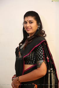 Pavithra Jayaram  at Ninne Pelladatha Serial Sets